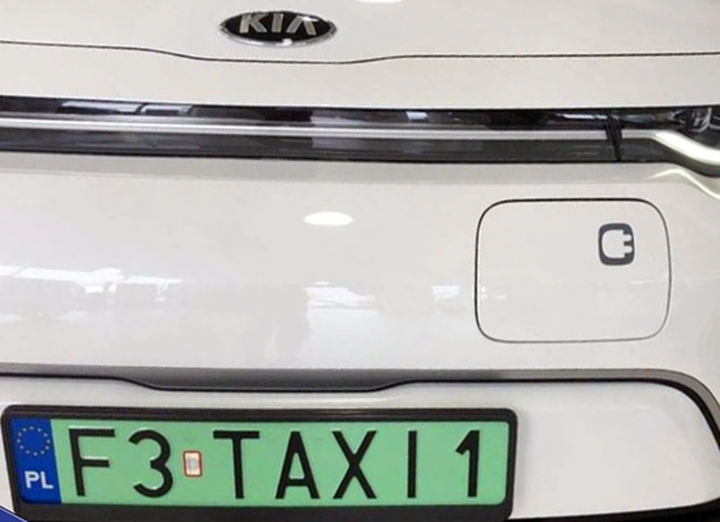 Fajny numer, blacha F3 TAXI1