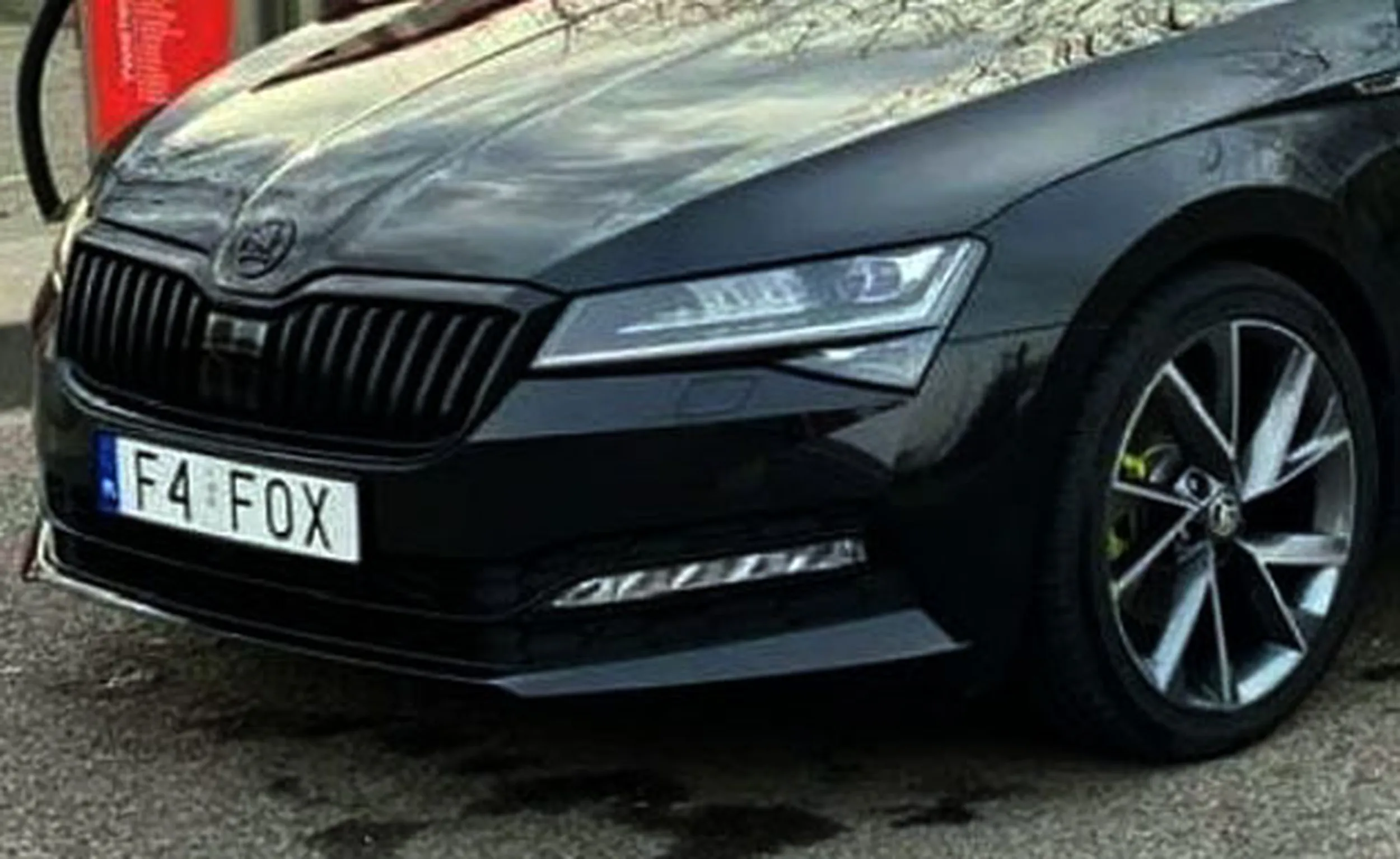 Fajny numer, blacha F4 FOX