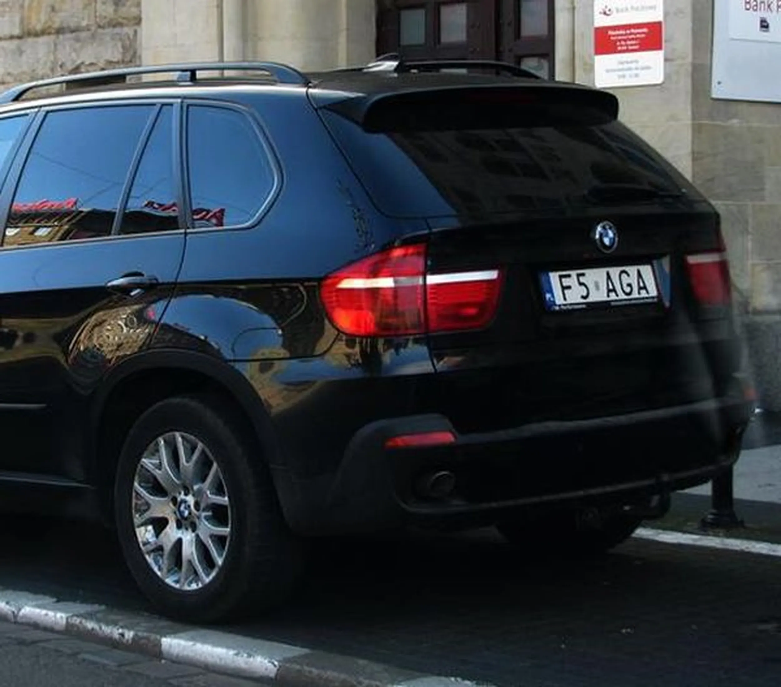 Fajny numer, blacha F5 AGA