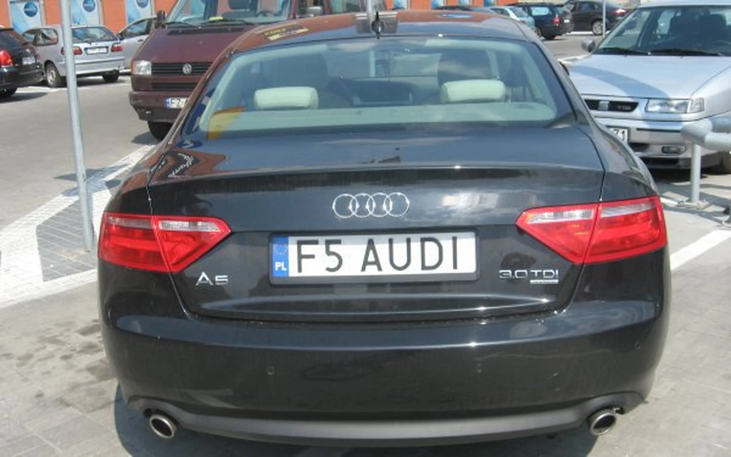 Fajny numer, blacha F5 AUDI