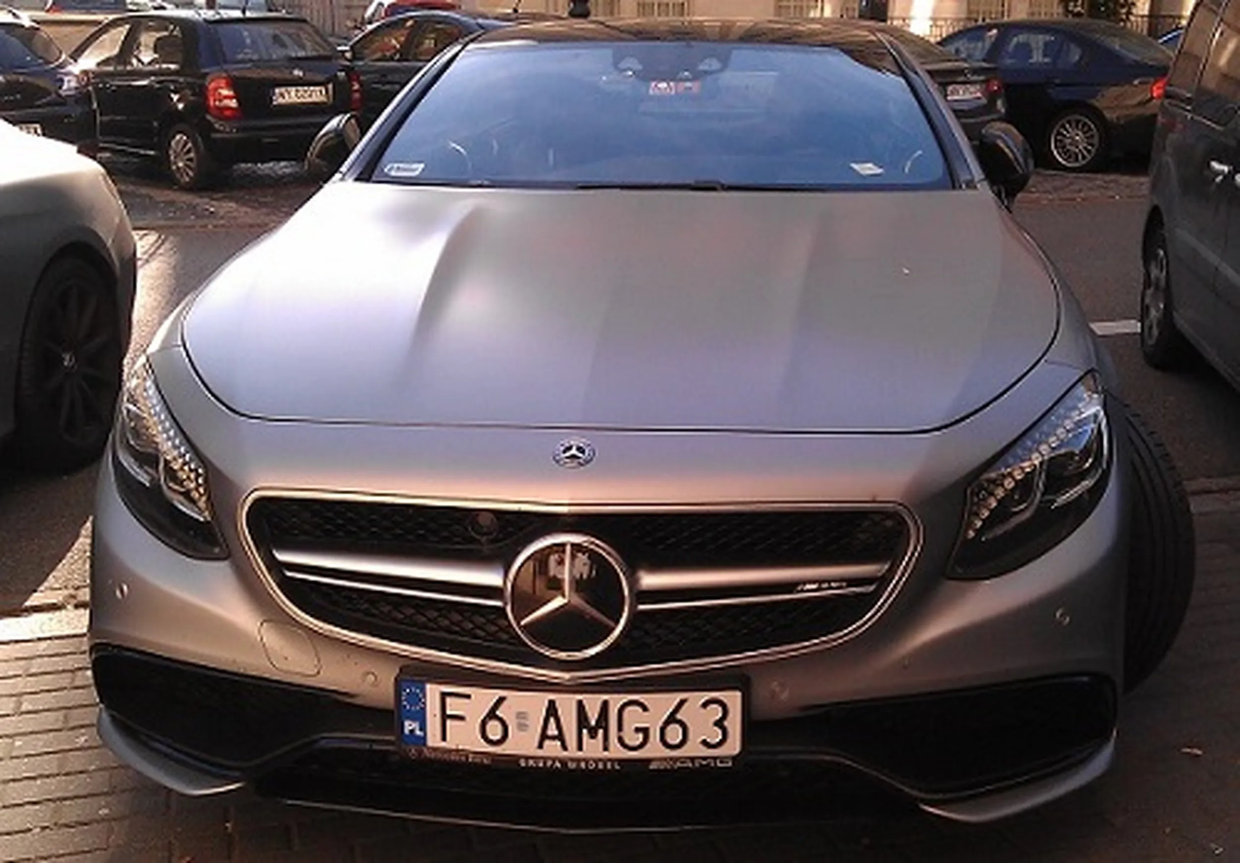Fajny numer, blacha F6 AMG63