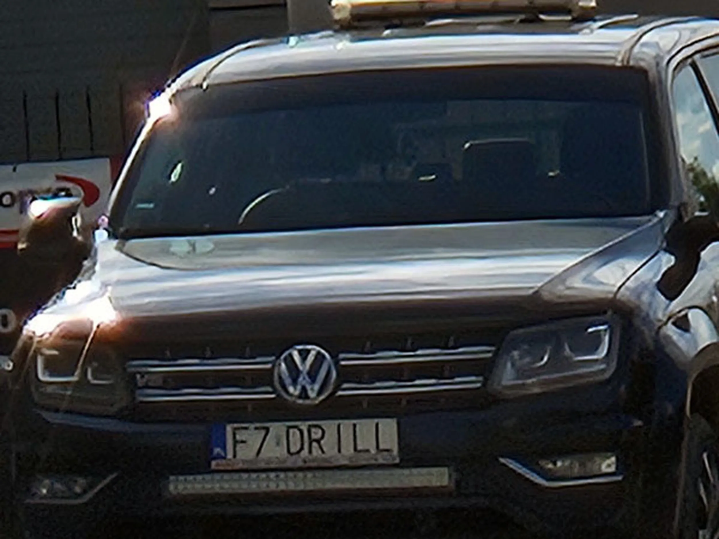 Fajny numer, blacha F7 DRILL