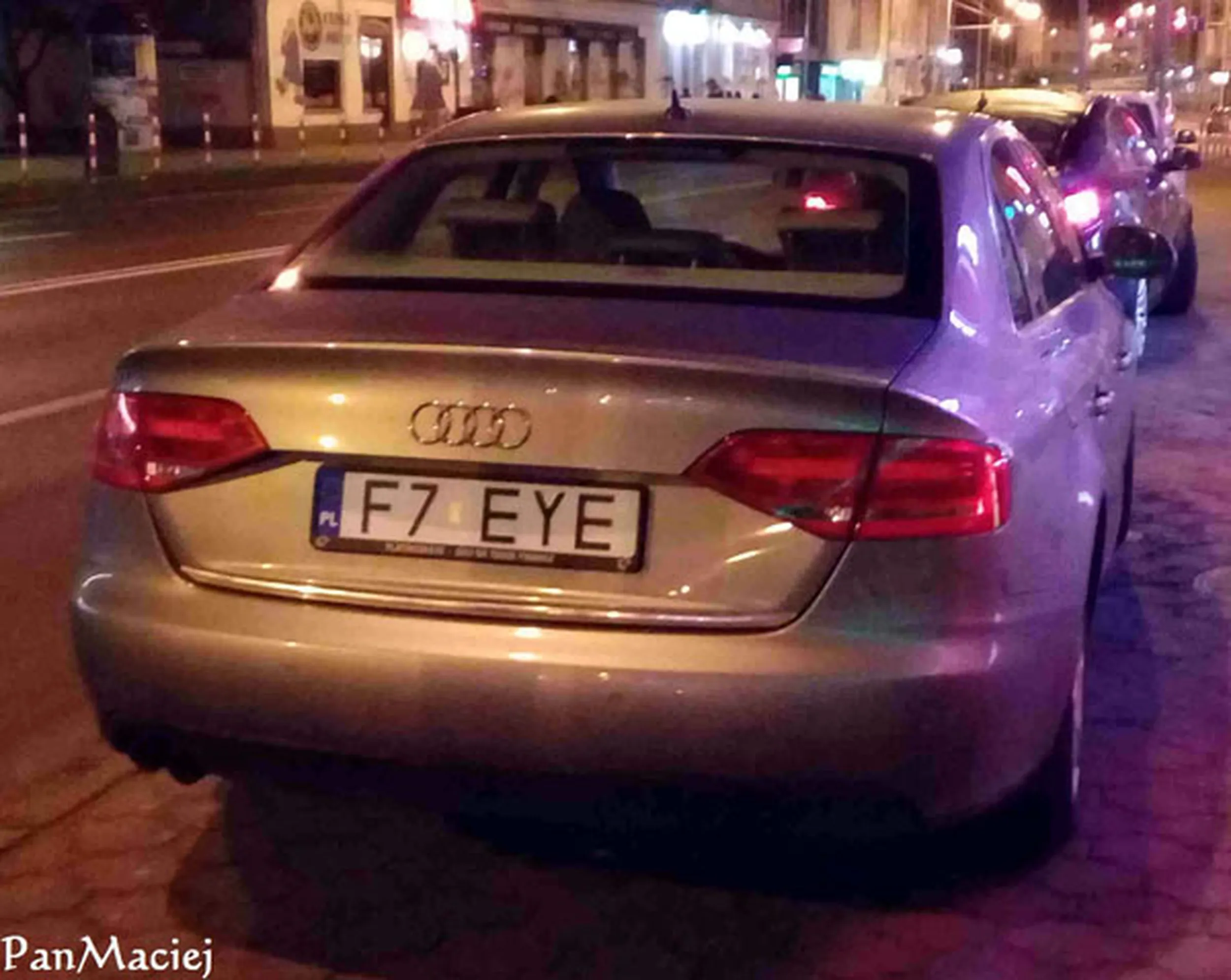 Fajny numer, blacha F7 EYE