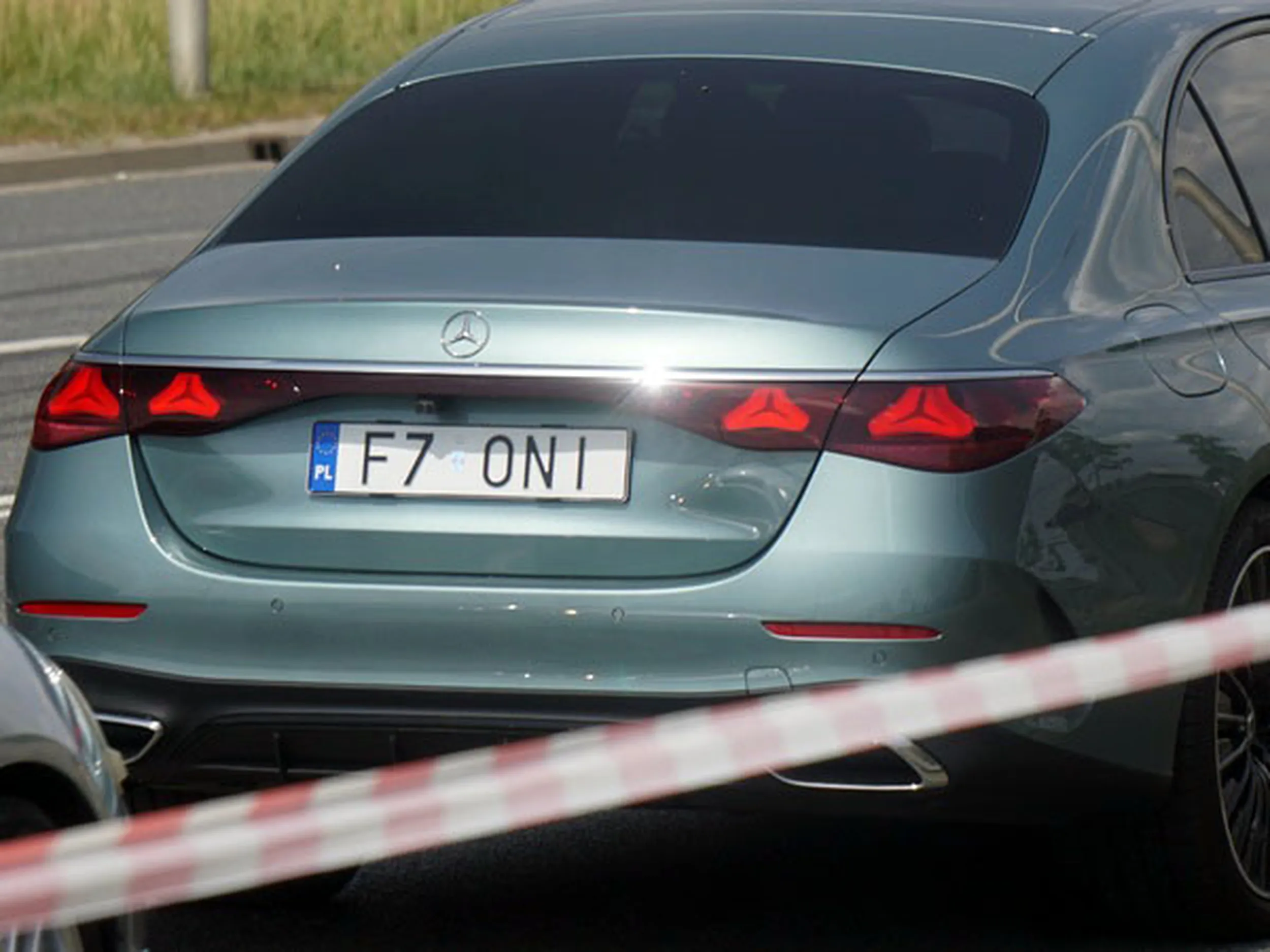 Fajny numer, blacha F7 ONI