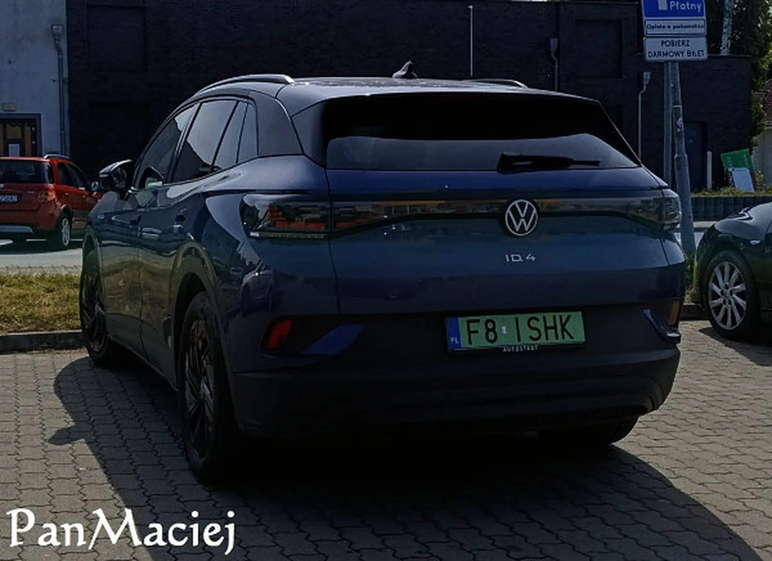 Fajny numer, blacha F8 ISHK