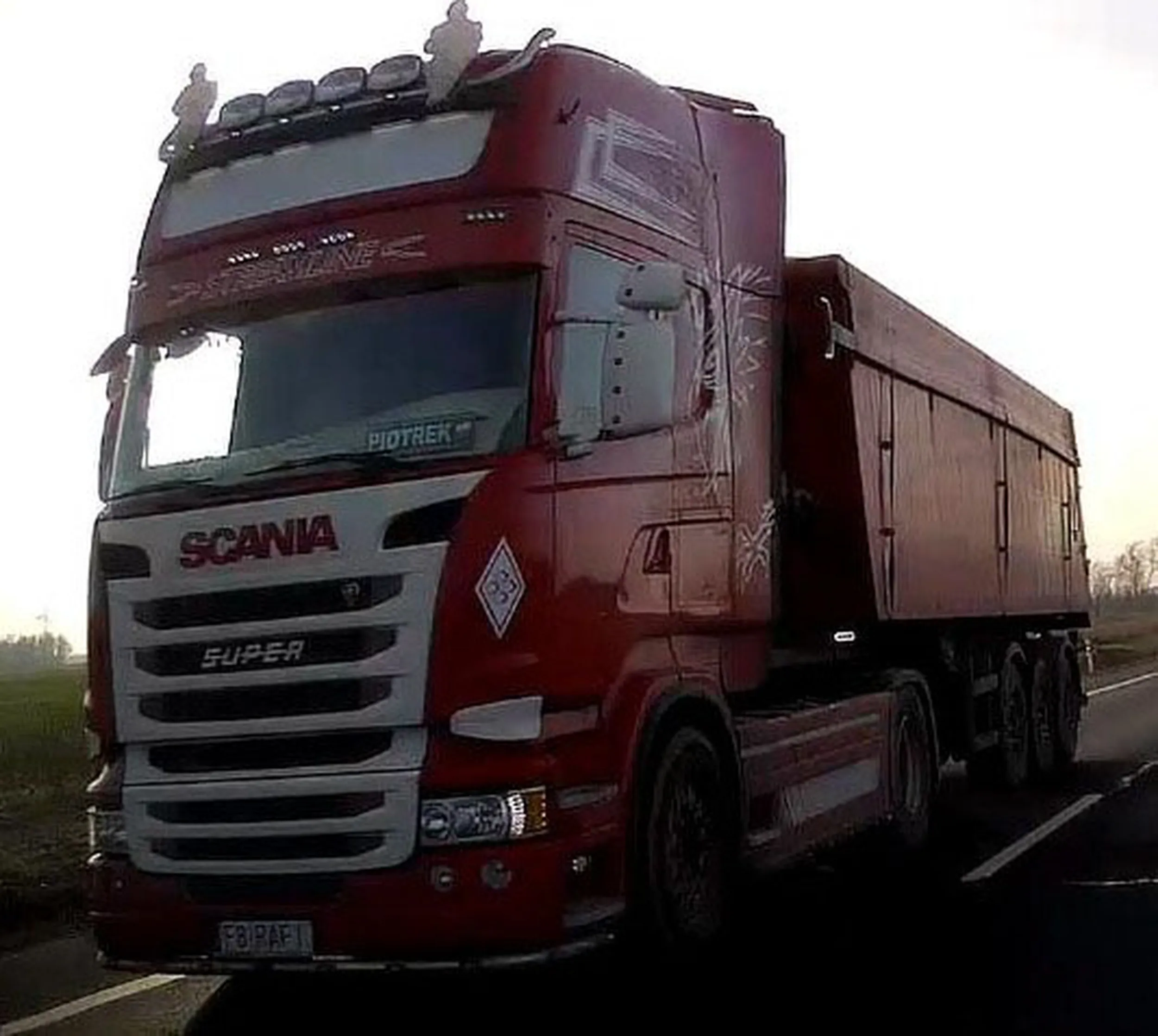 Fajny numer, blacha F8 RAFI