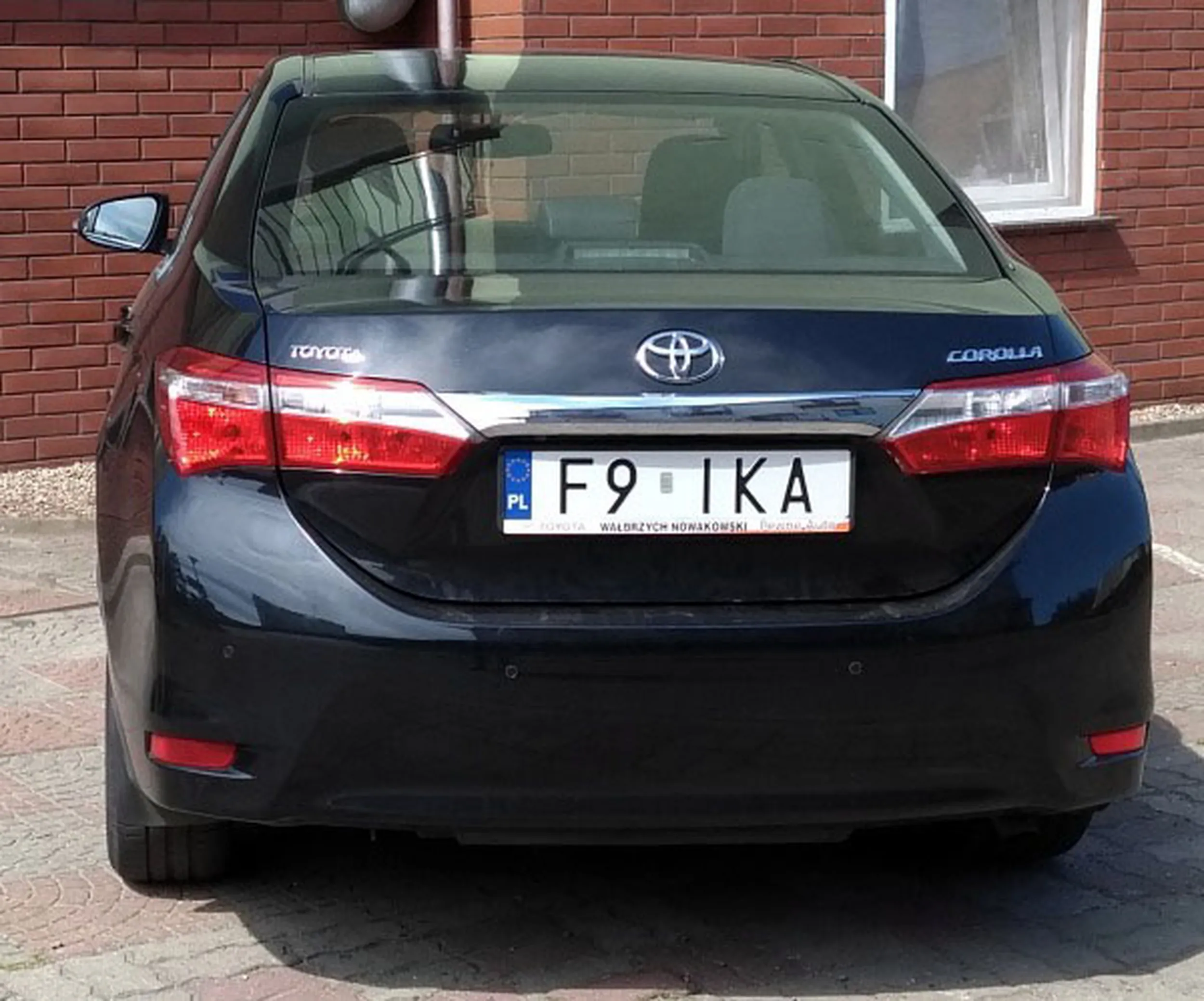 Fajny numer, blacha F9 IKA