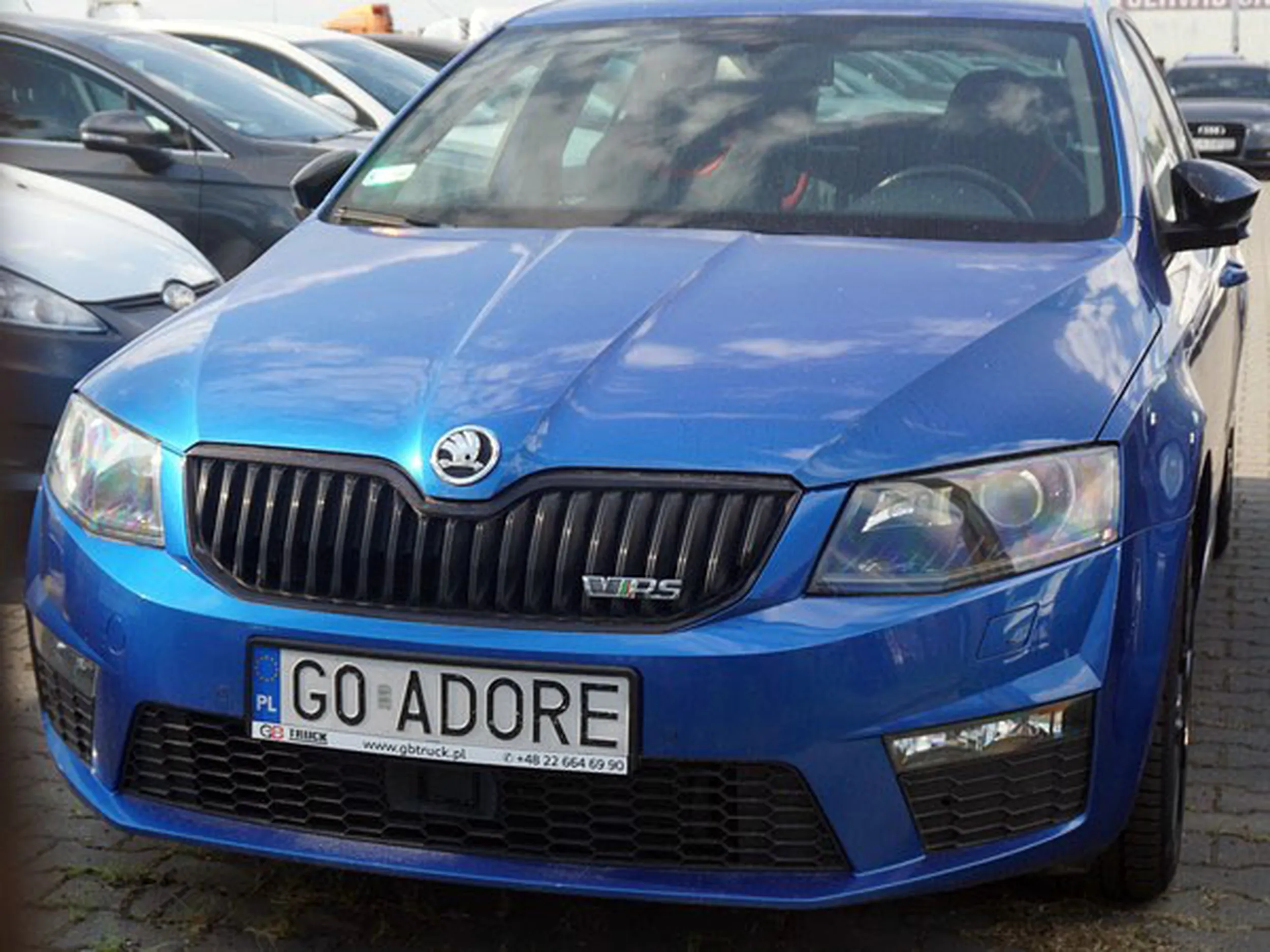 Fajny numer, blacha G0 ADORE