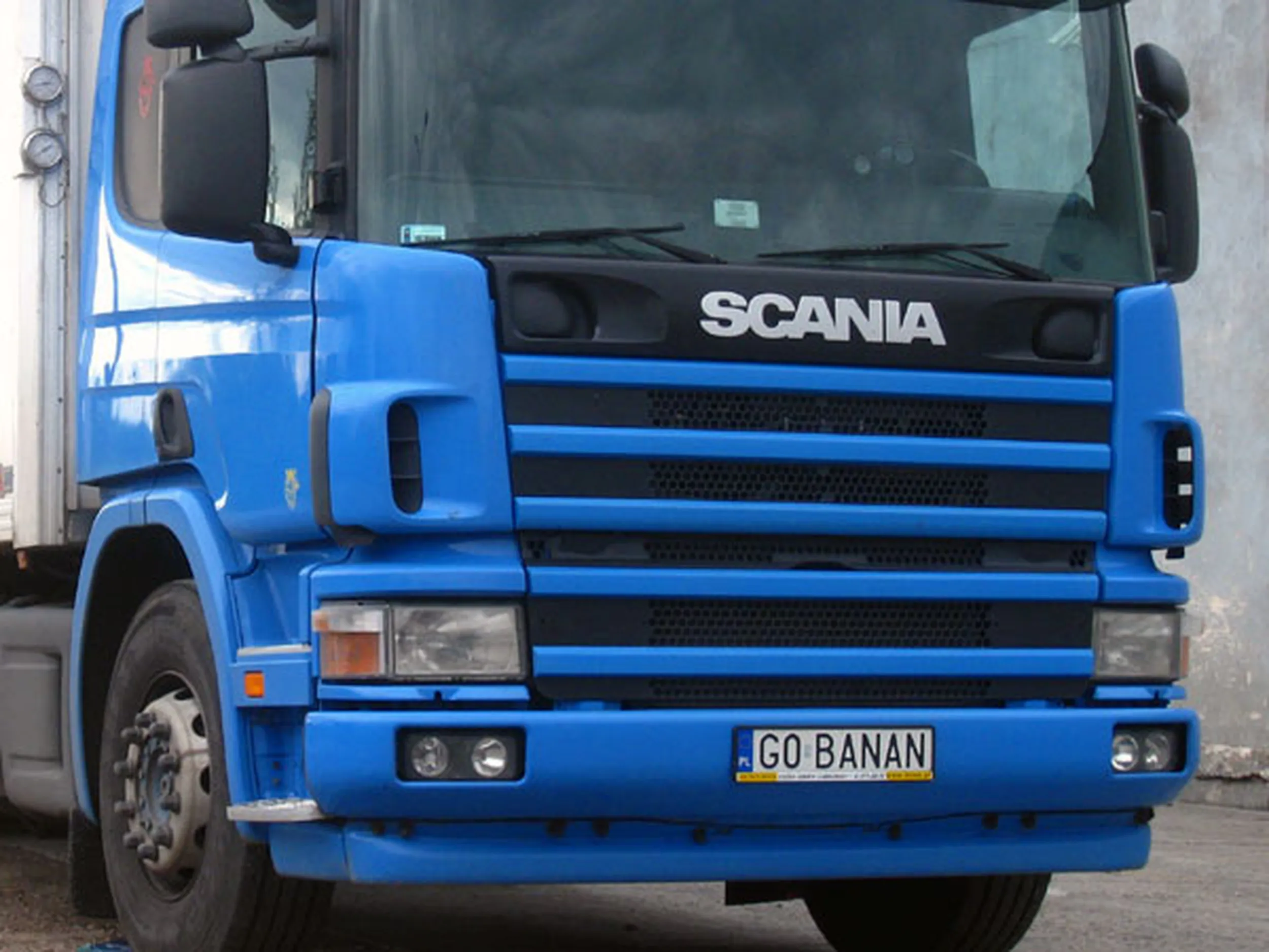 Fajny numer, blacha G0 BANAN