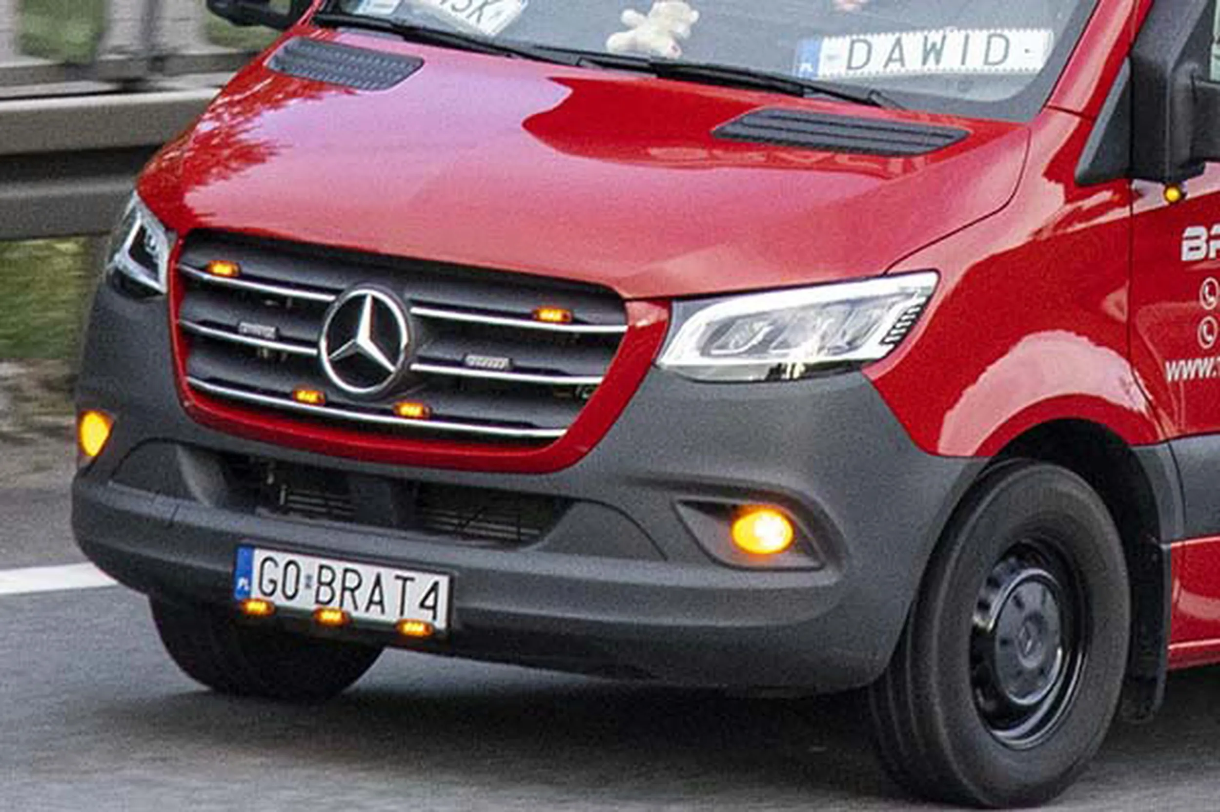 Fajny numer, blacha G0 BRAT4