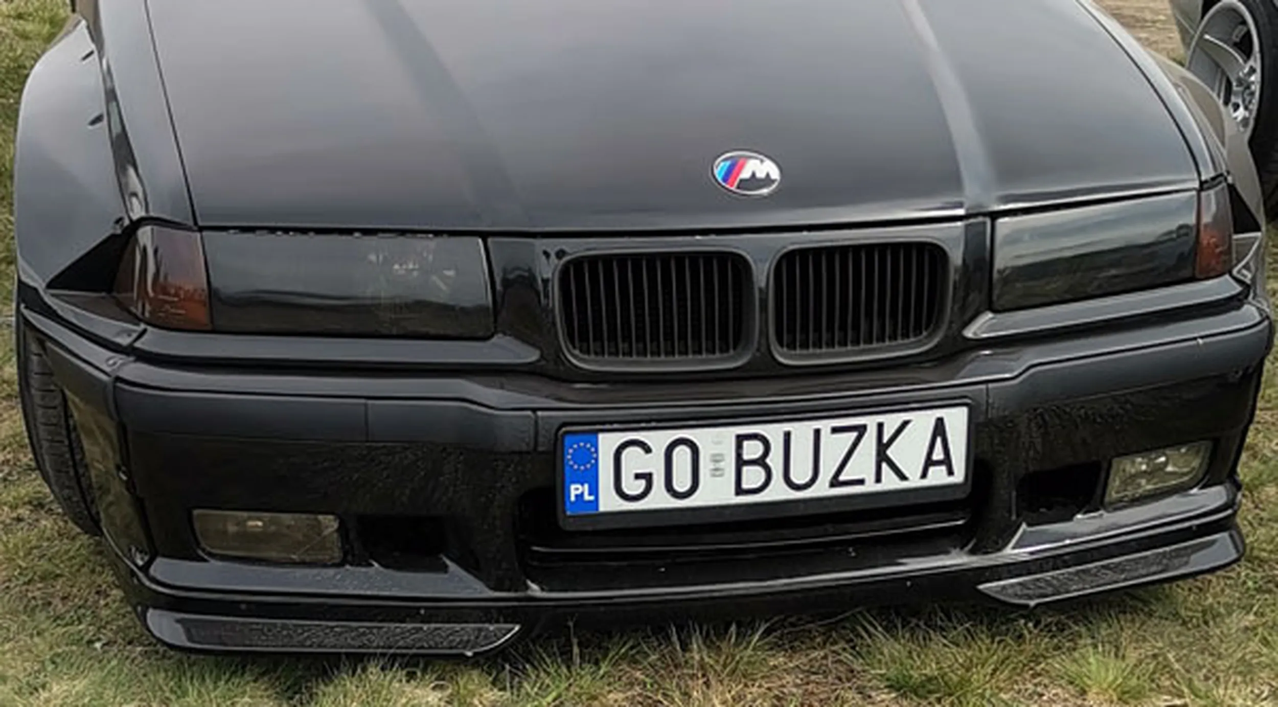 Fajny numer, blacha G0 BUZKA