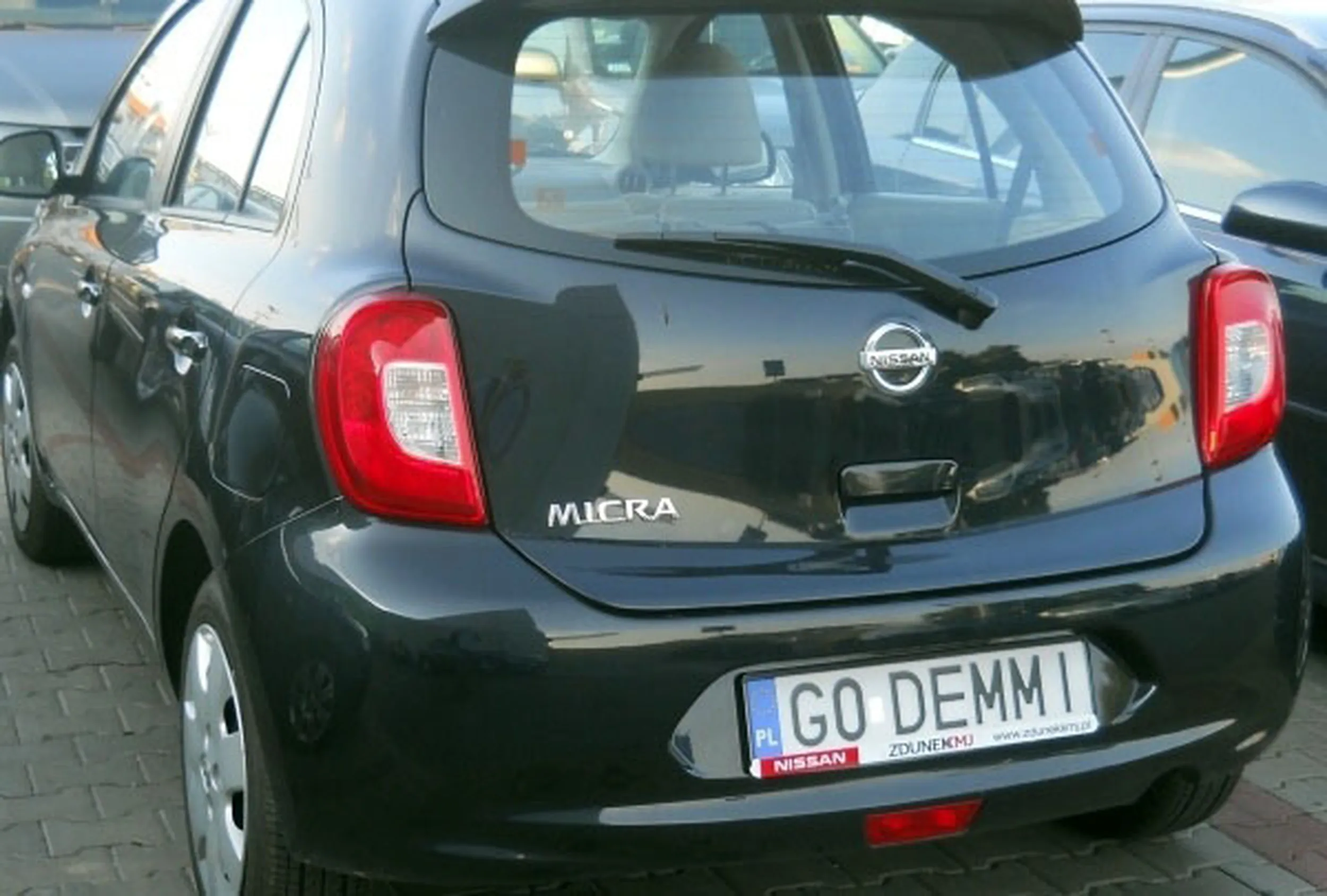 Fajny numer, blacha G0 DEMMI