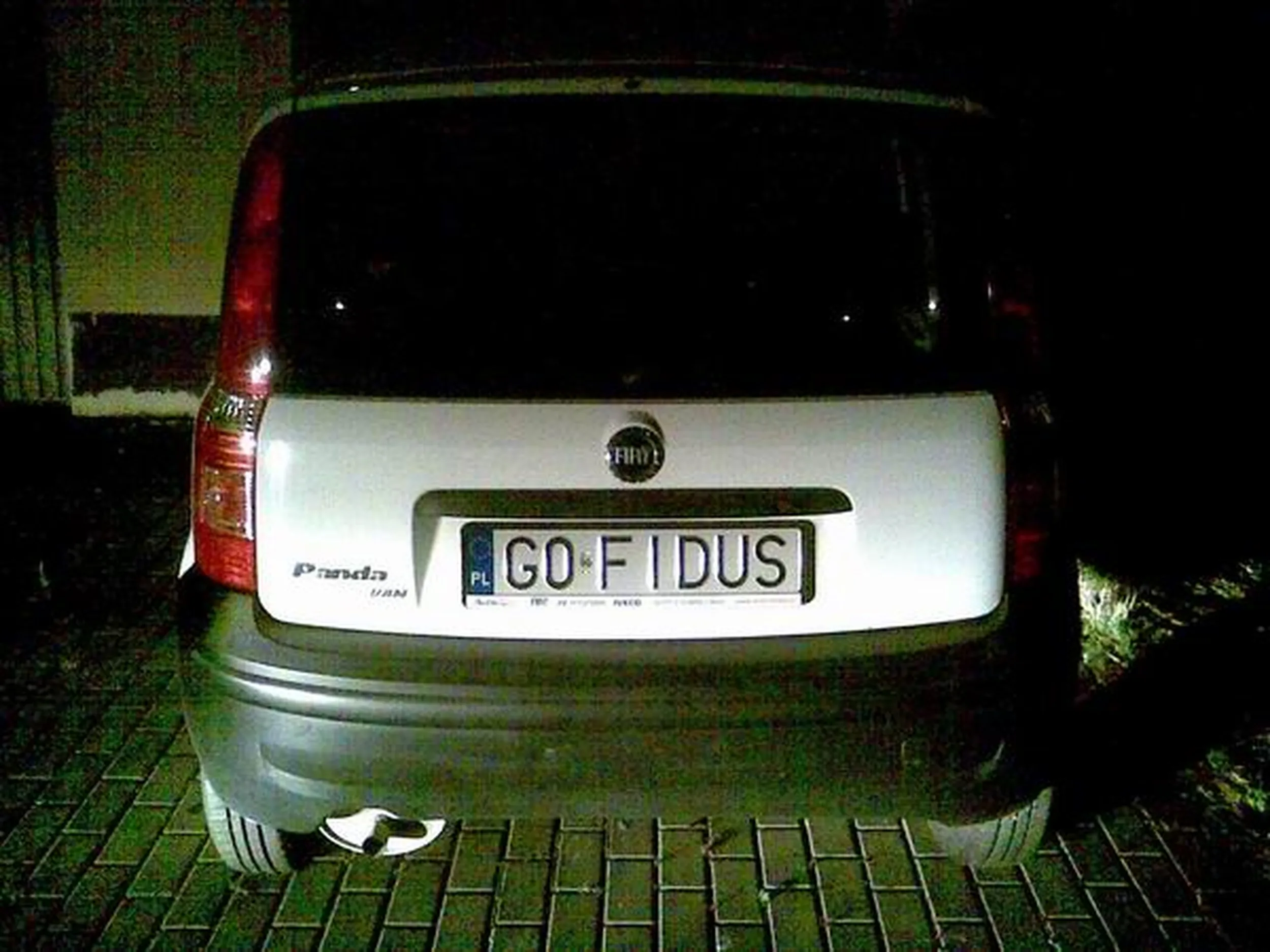 Fajny numer, blacha G0 FIDUS