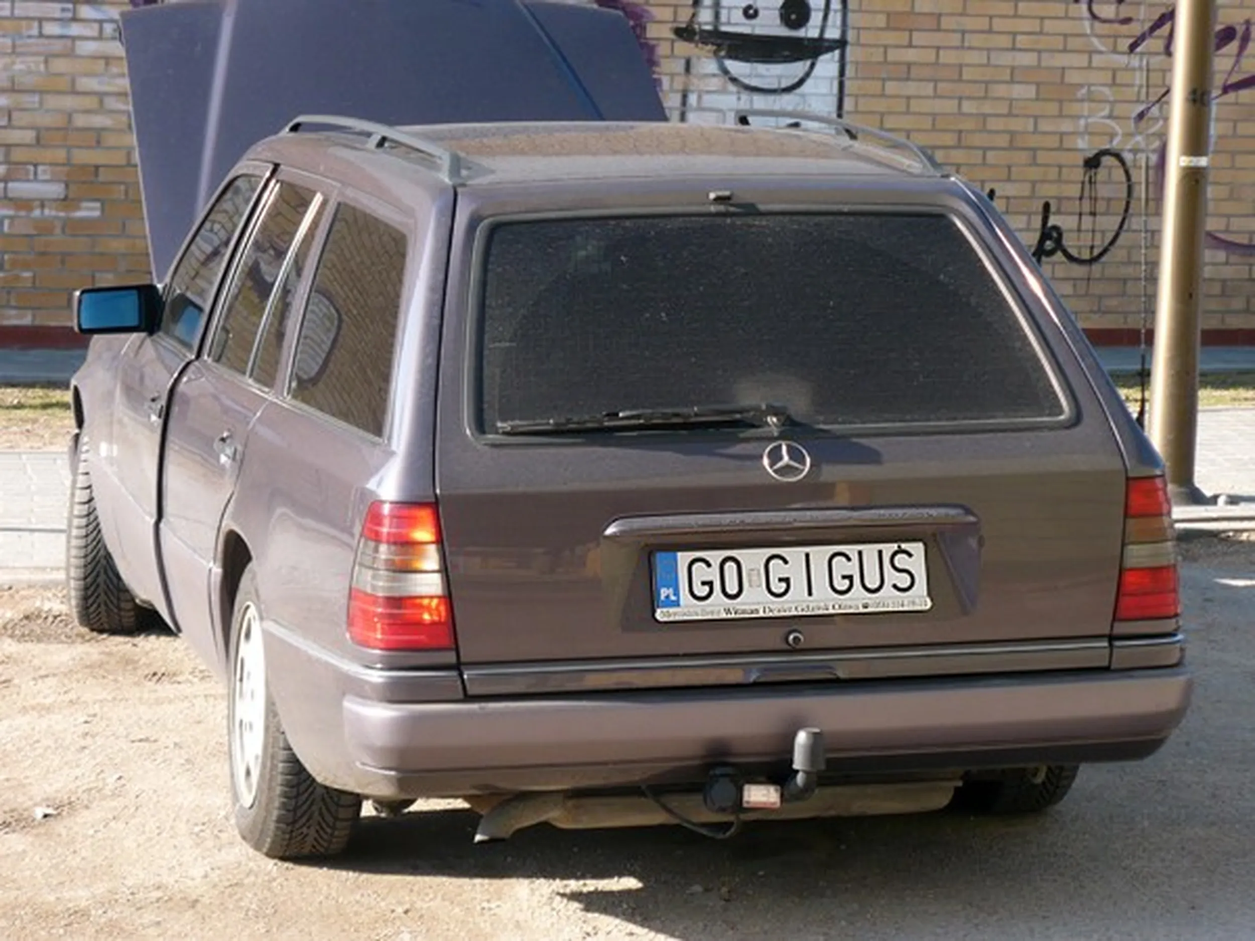 Fajny numer, blacha G0 GIGUS