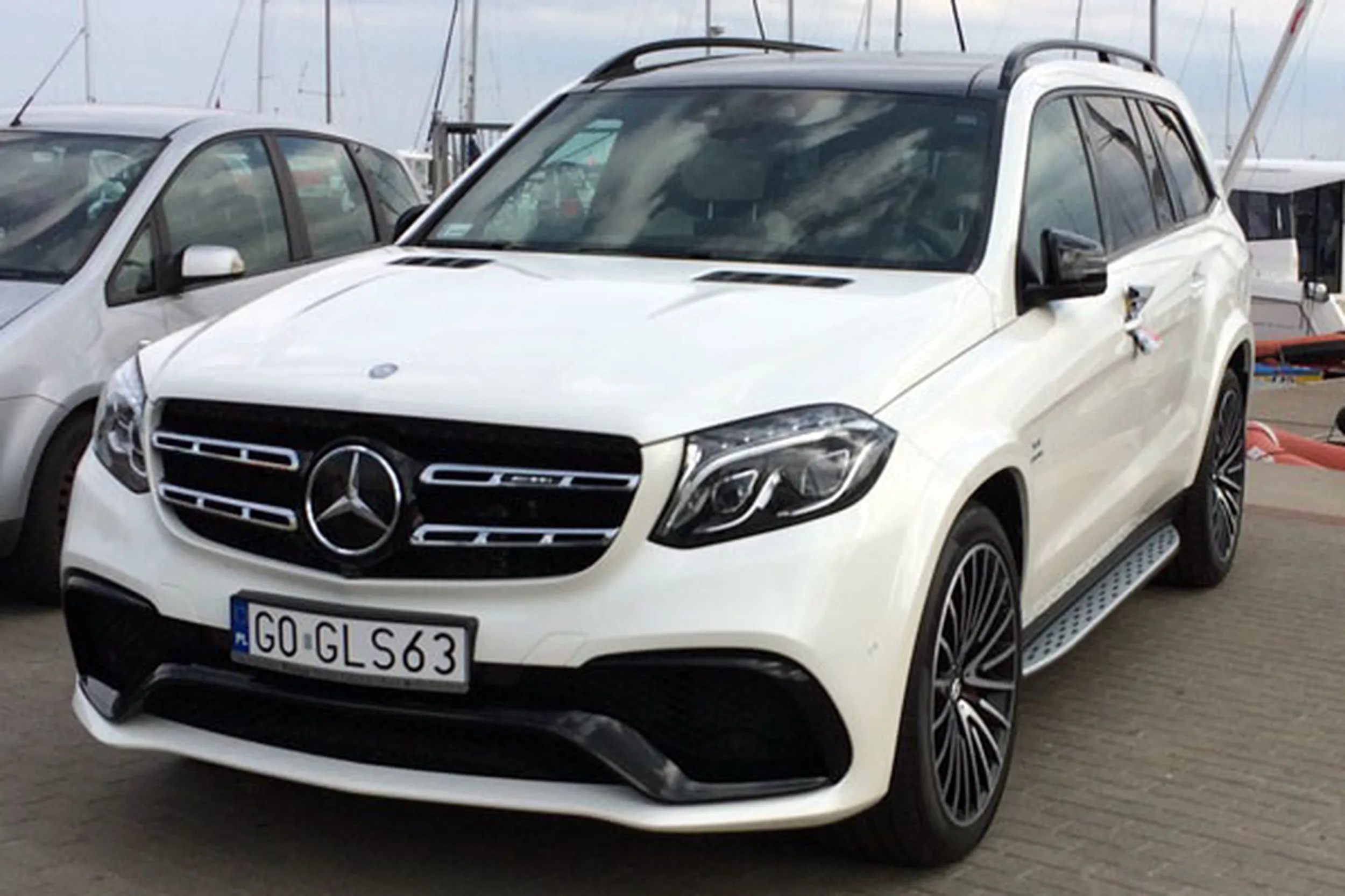 Fajny numer, blacha G0 GLS63