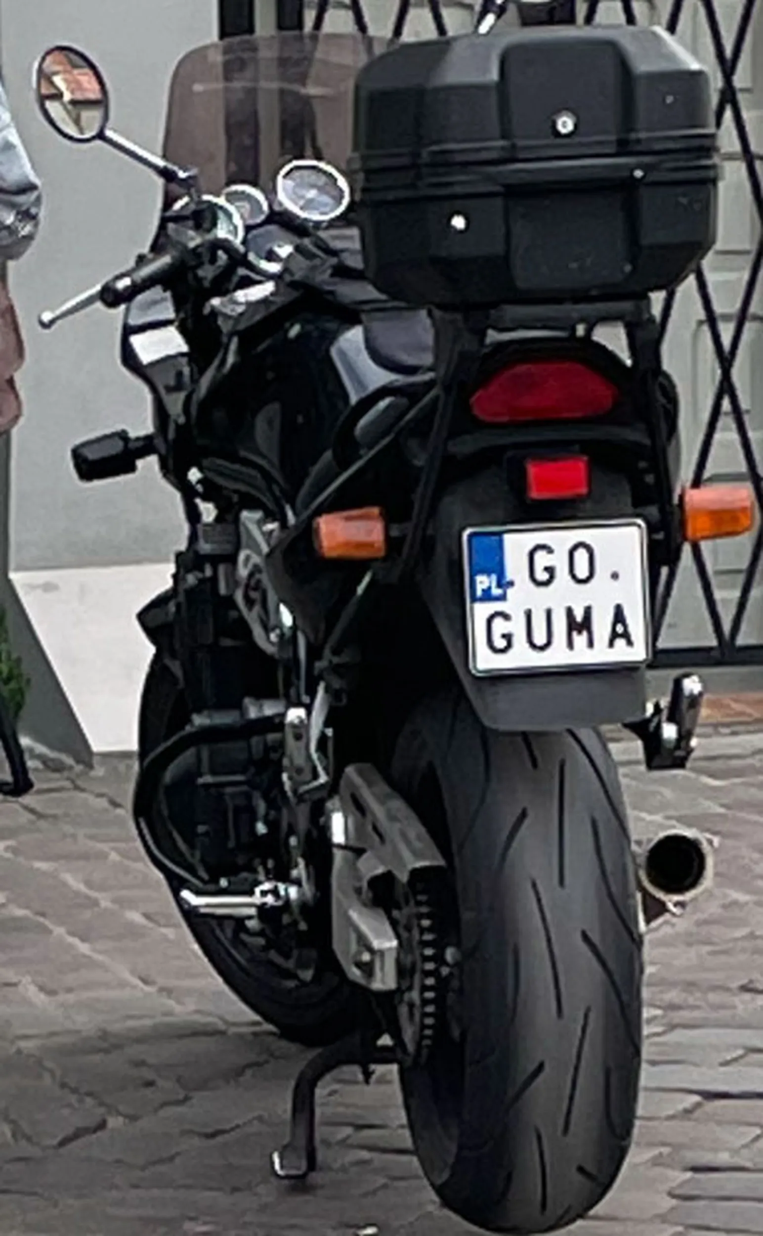 Fajny numer, blacha G0 GUMA