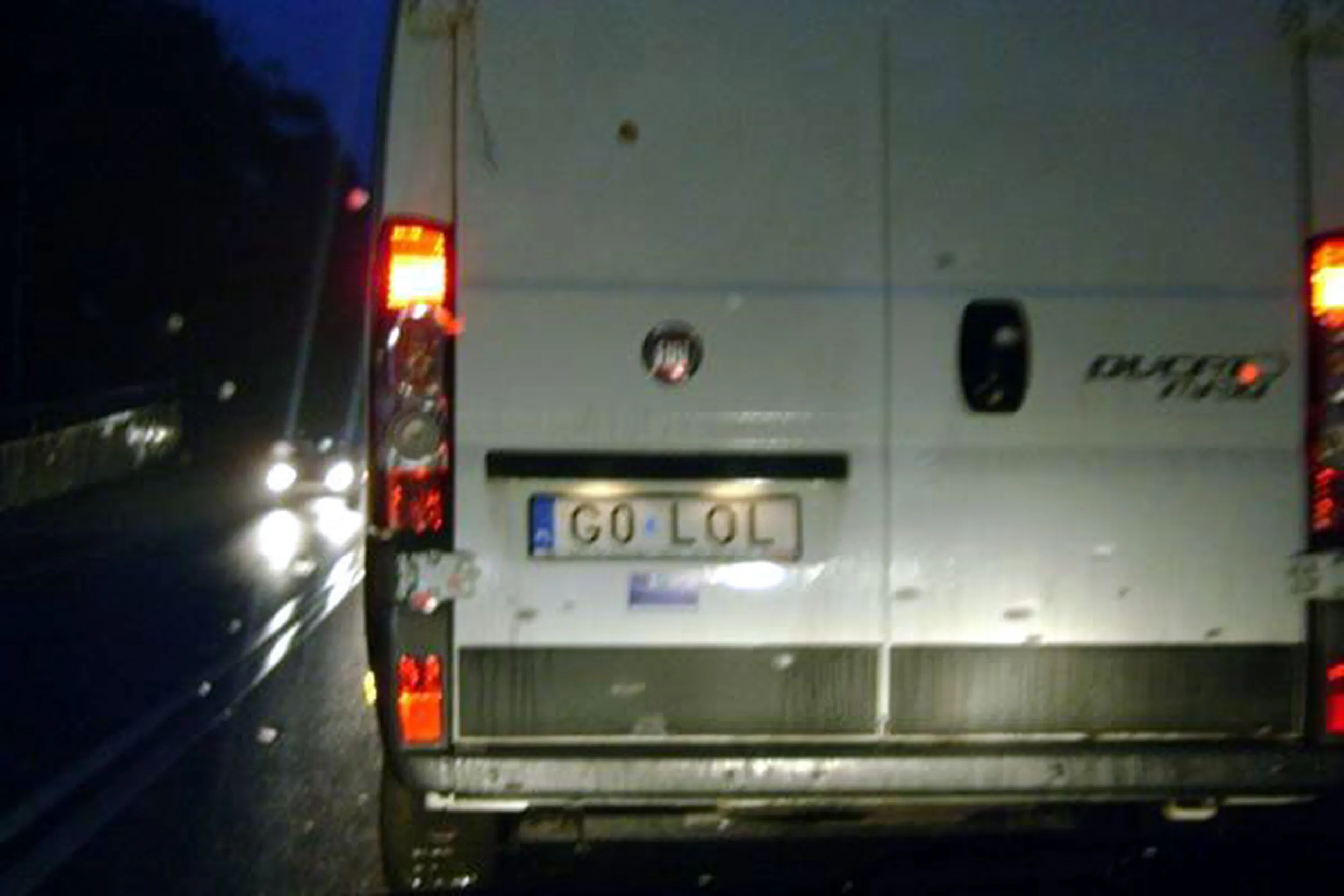 Fajny numer, blacha G0 LOL