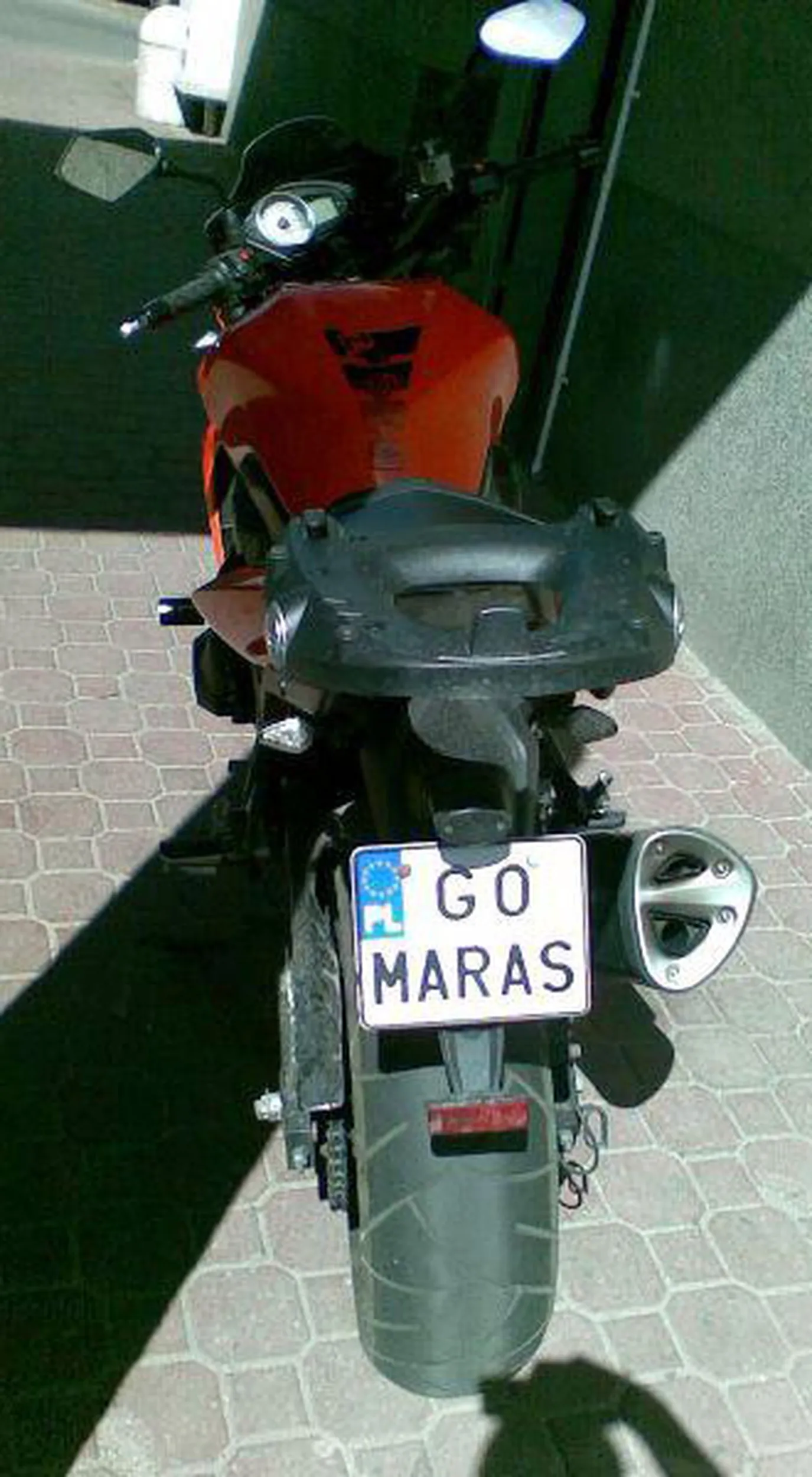 Fajny numer, blacha G0 MARAS