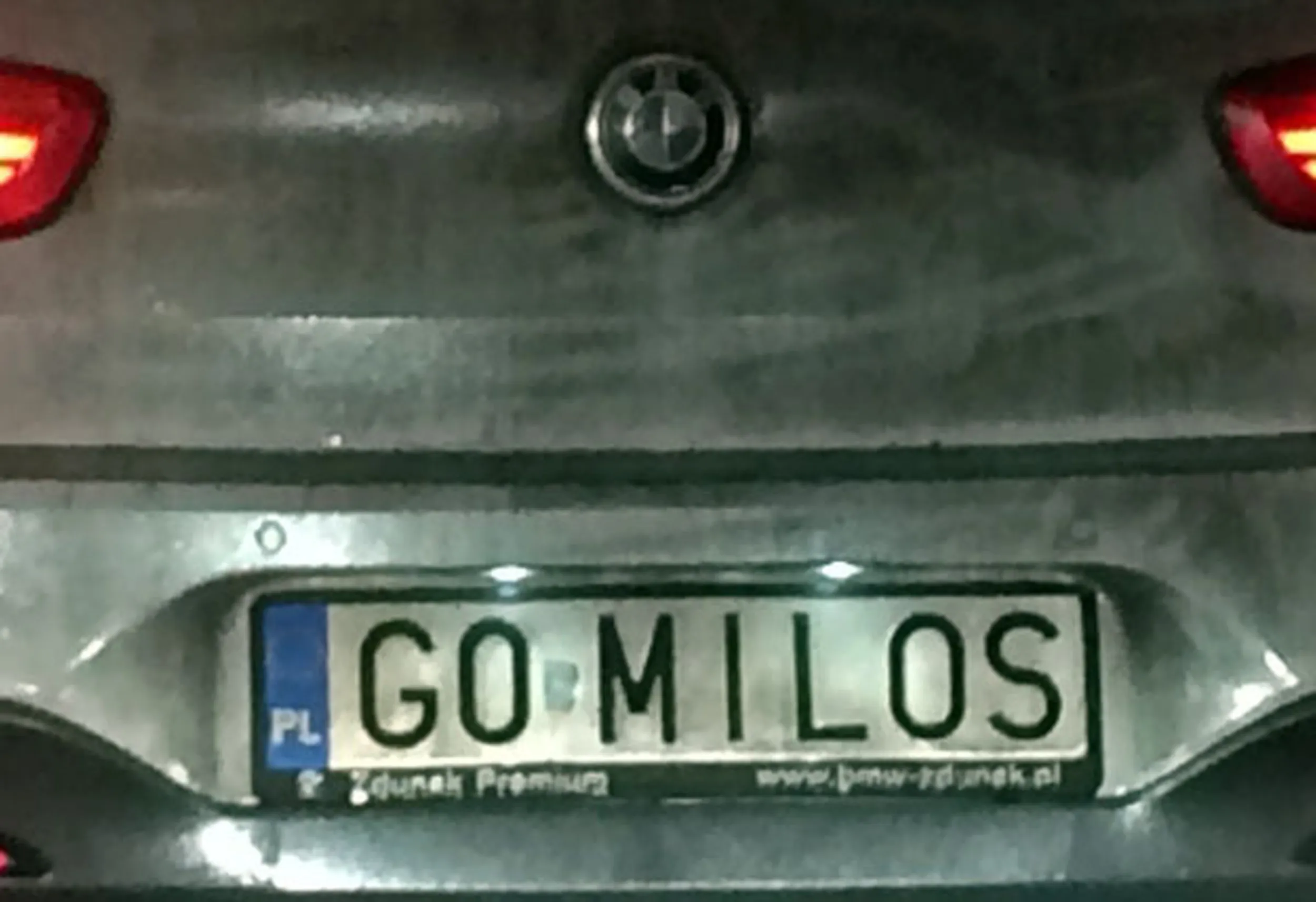 Fajny numer, blacha G0 MILOS