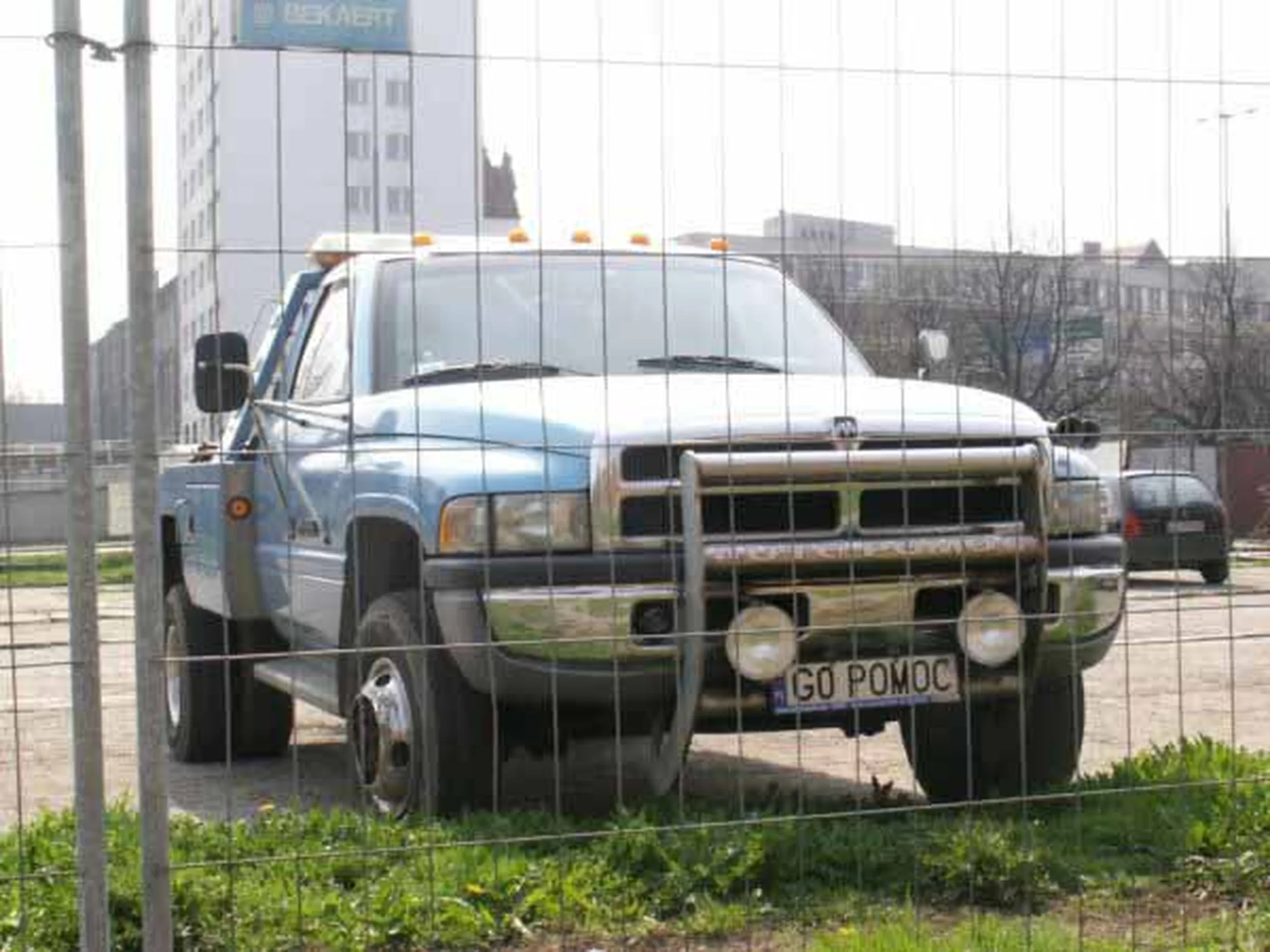 Fajny numer, blacha G0 POMOC