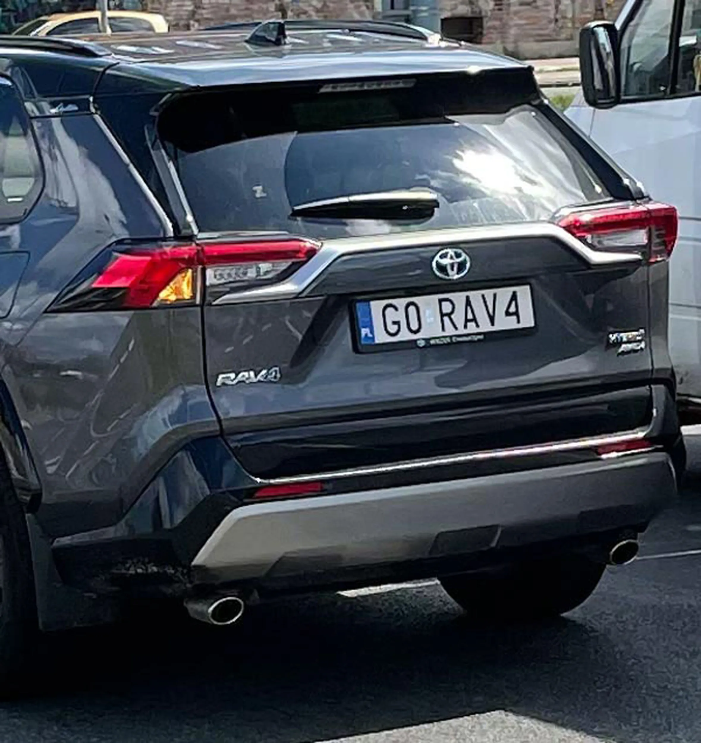 Fajny numer, blacha G0 RAV4
