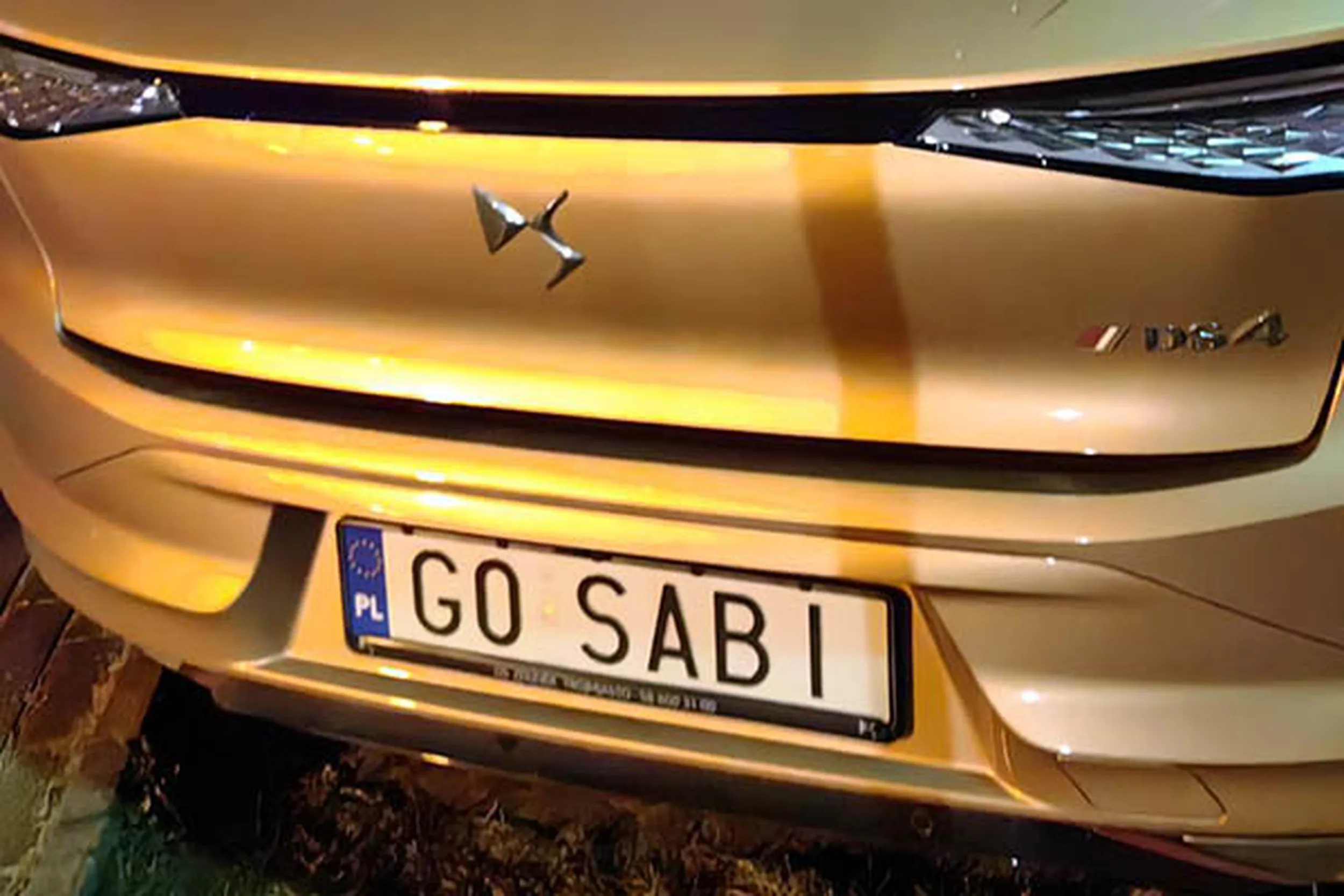 Fajny numer, blacha G0 SABI