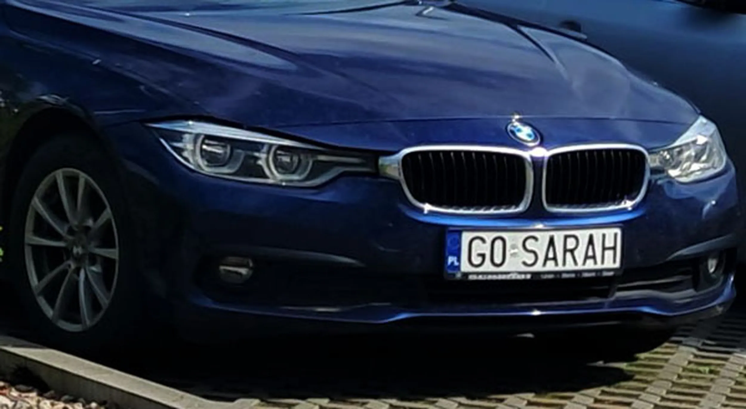 Fajny numer, blacha G0 SARAH