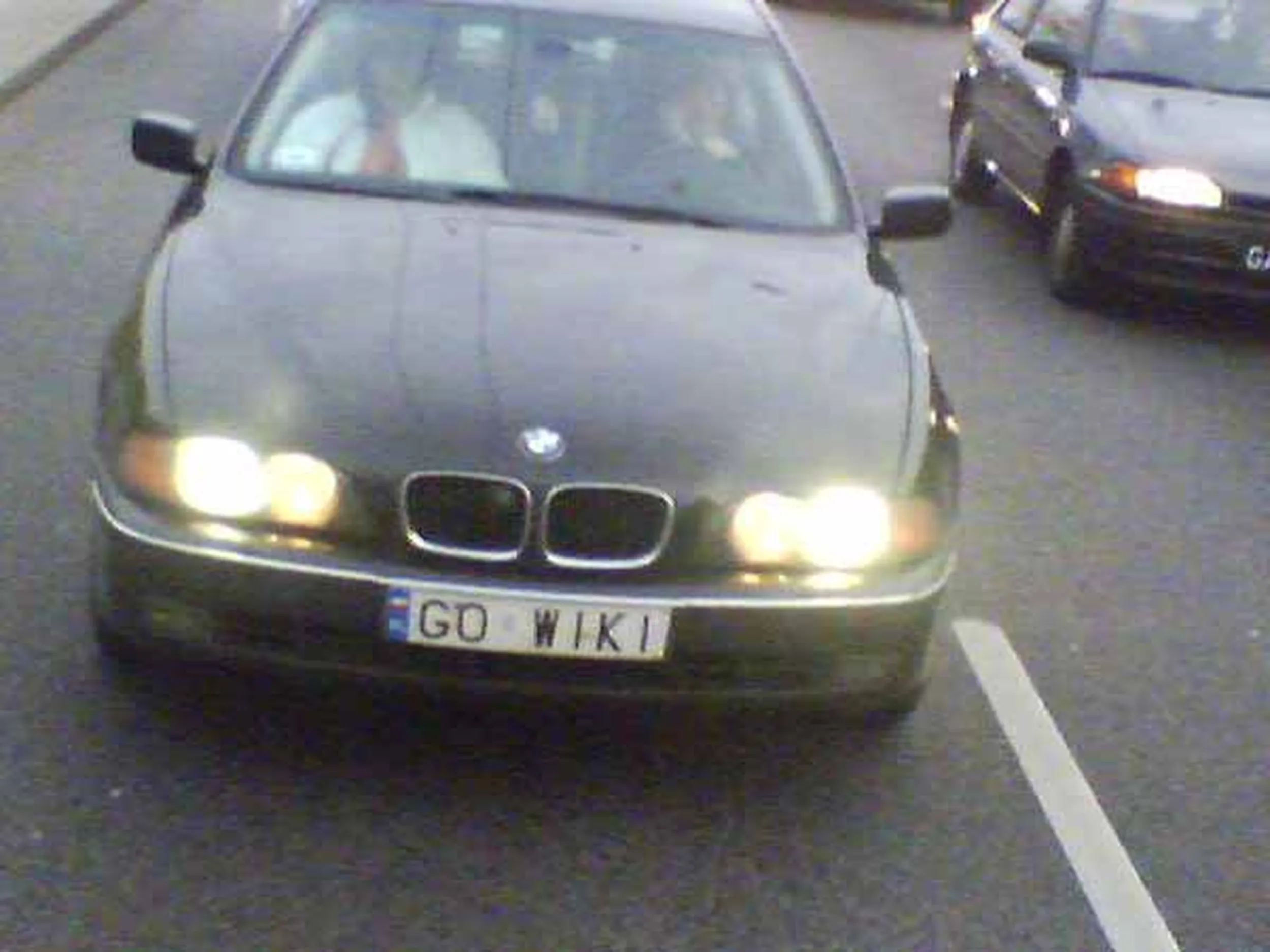 Fajny numer, blacha G0 WIKI