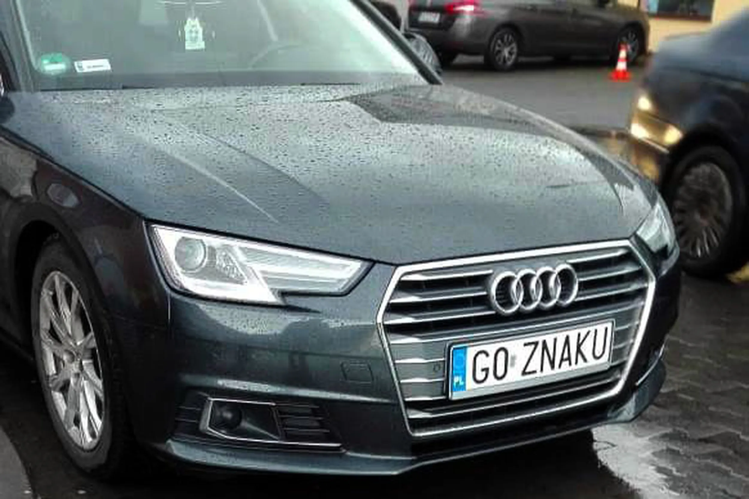 Fajny numer, blacha G0 ZNAKU