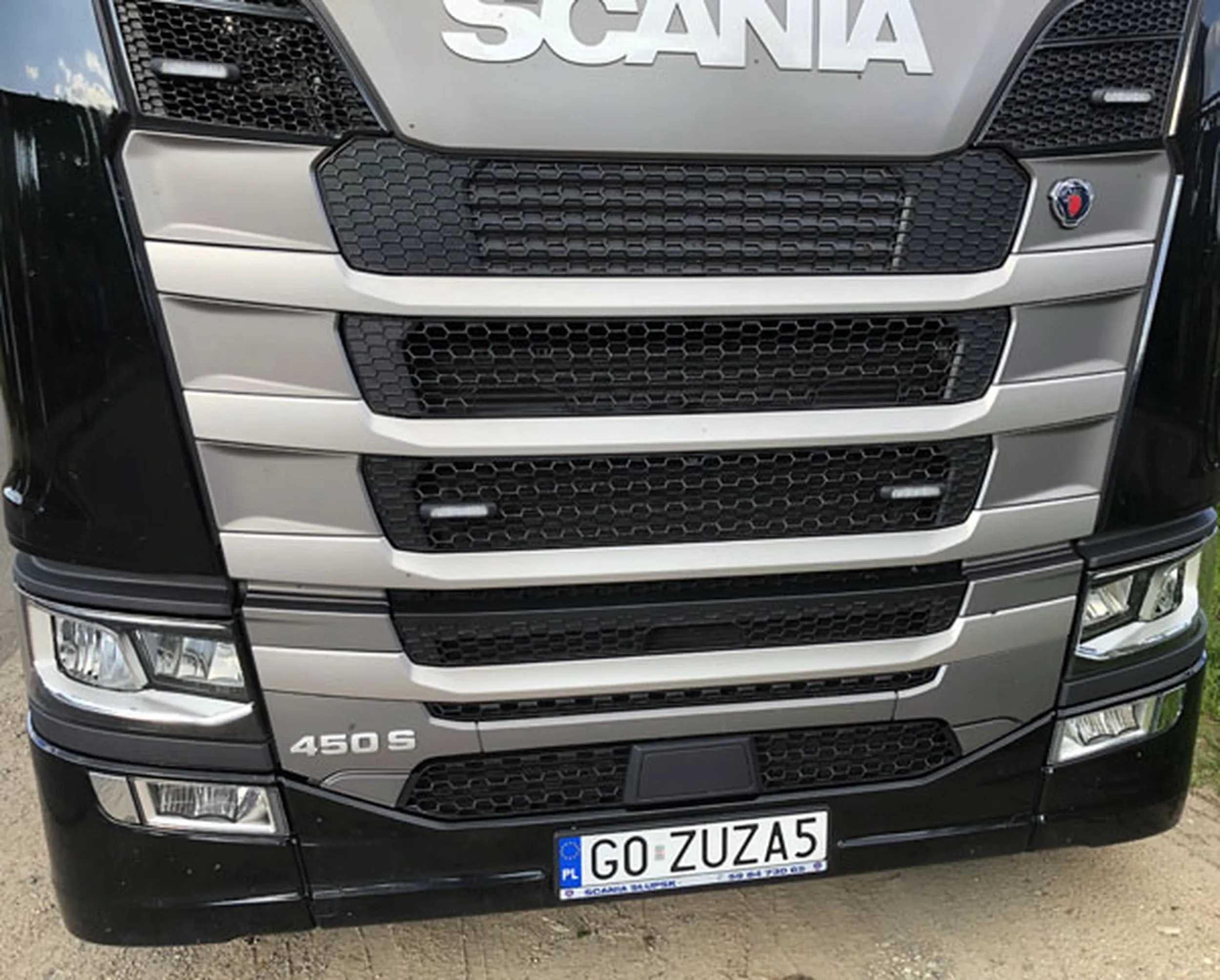 Fajny numer, blacha G0 ZUZA5