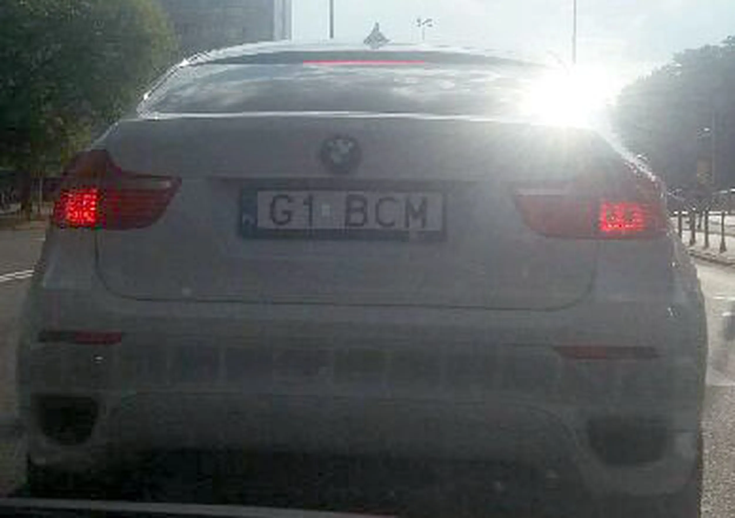 Fajny numer, blacha G1 BCM