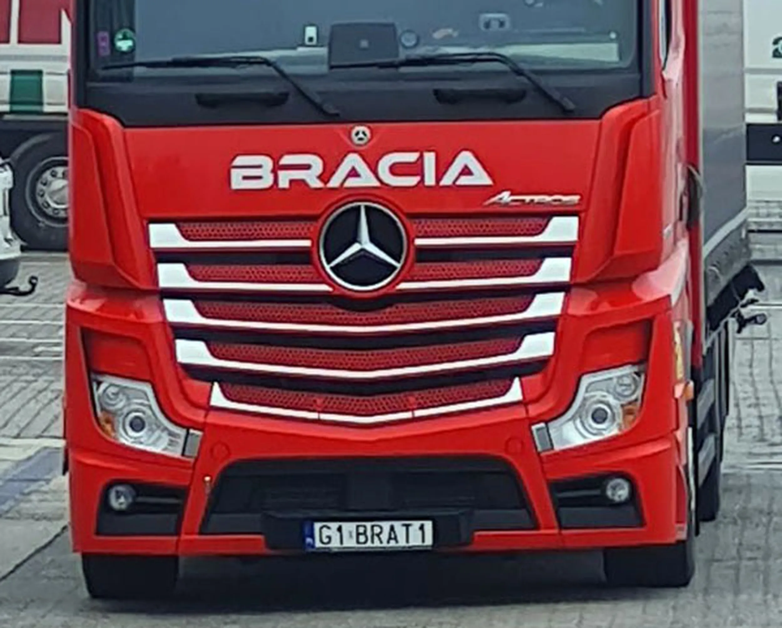 Fajny numer, blacha G1 BRAT1