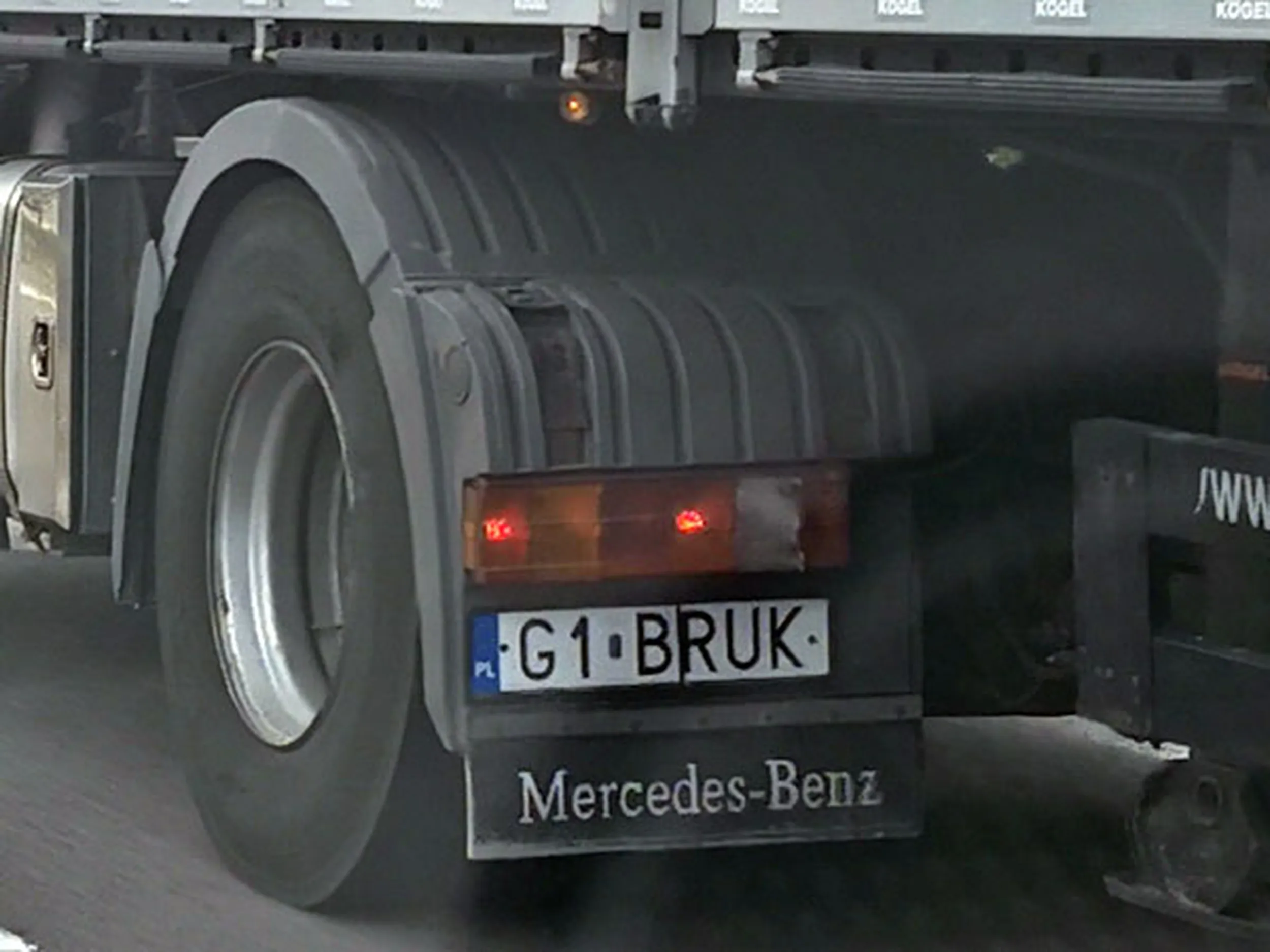 Fajny numer, blacha G1 BRUK