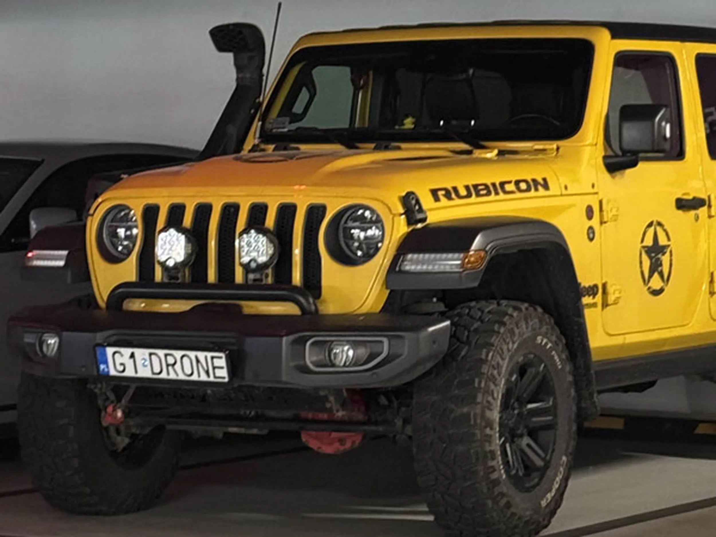 Fajny numer, blacha G1 DRONE