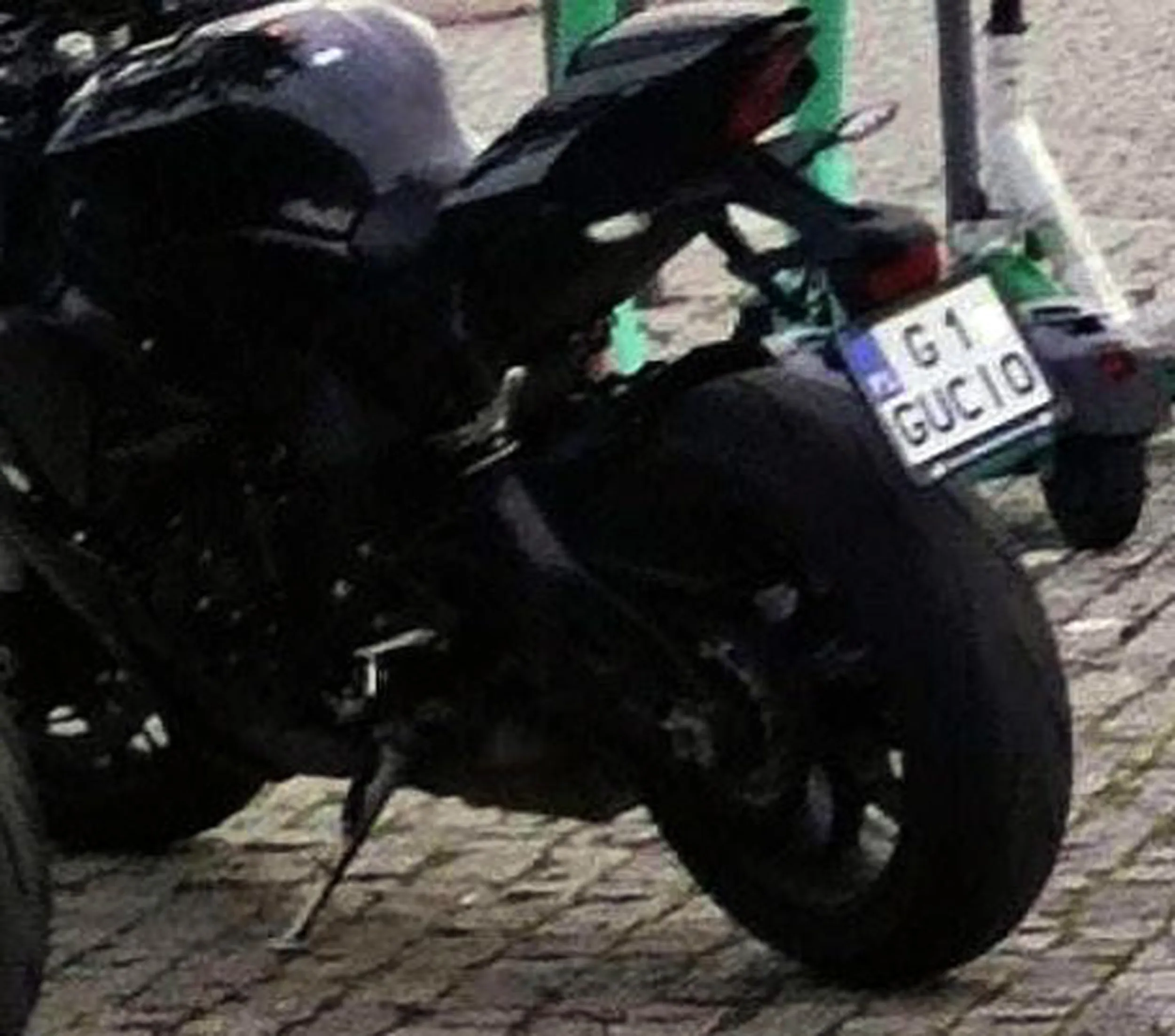 Fajny numer, blacha G1 GUCIO