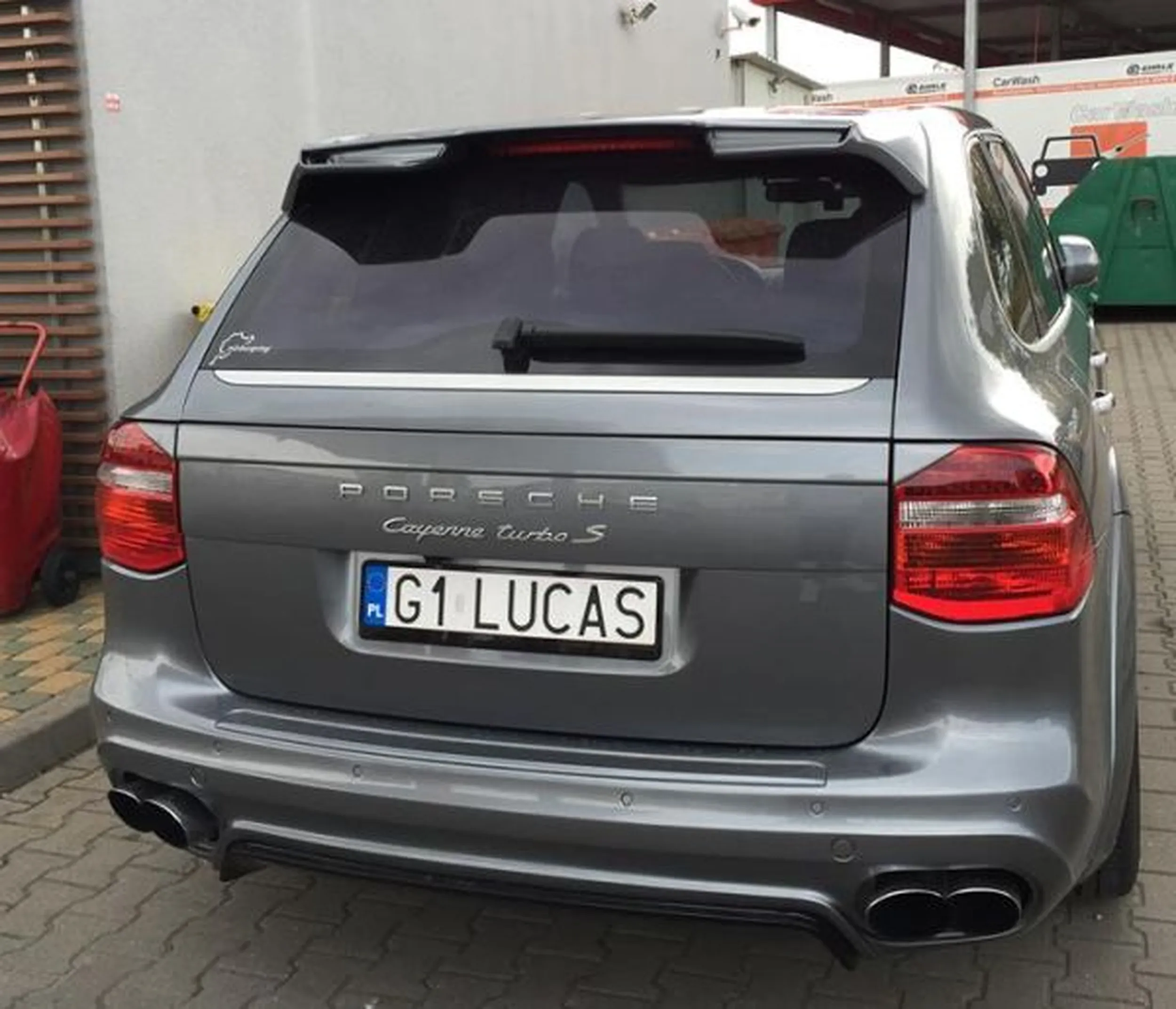 Fajny numer, blacha G1 LUCAS