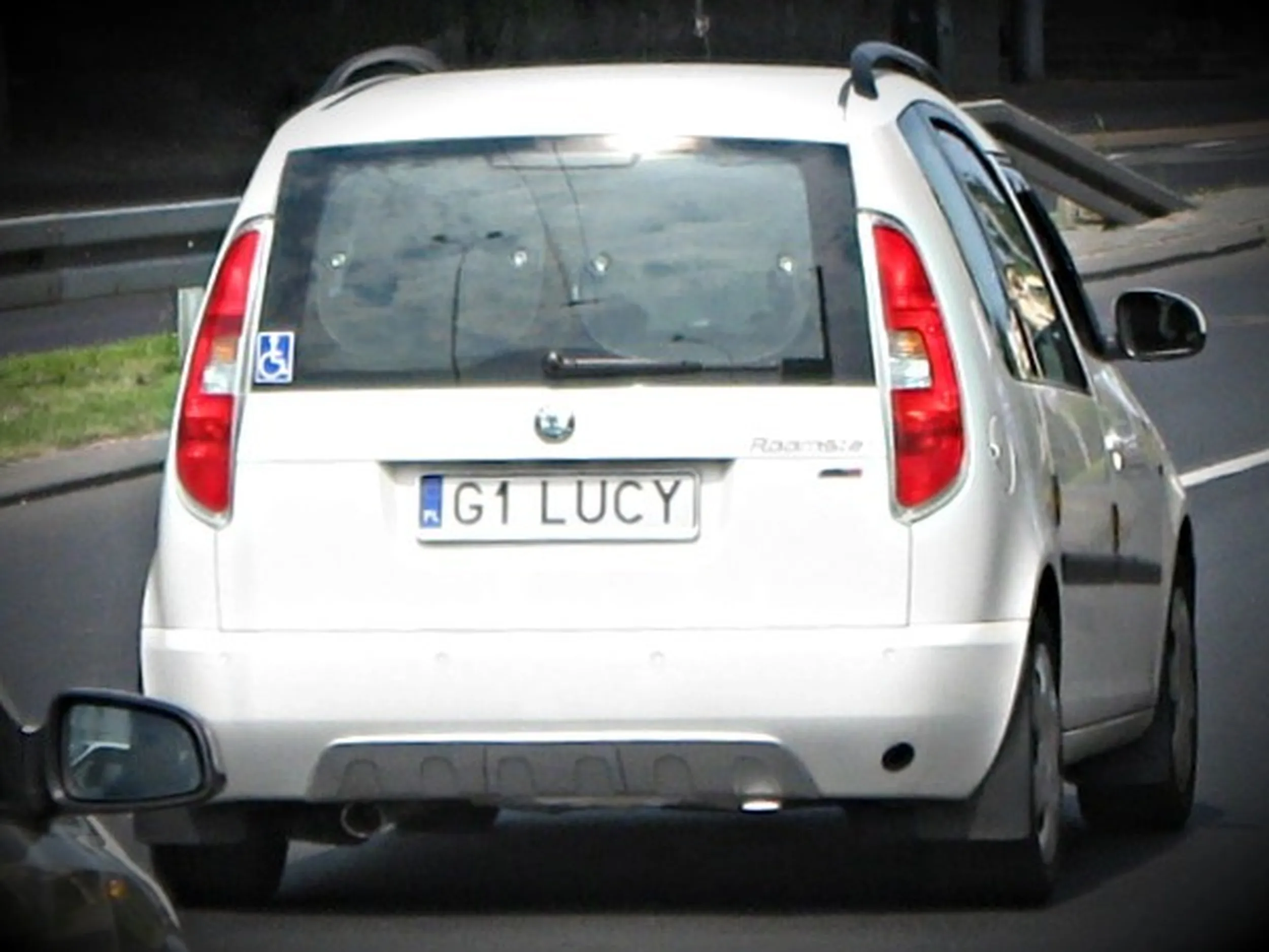 Fajny numer, blacha G1 LUCY
