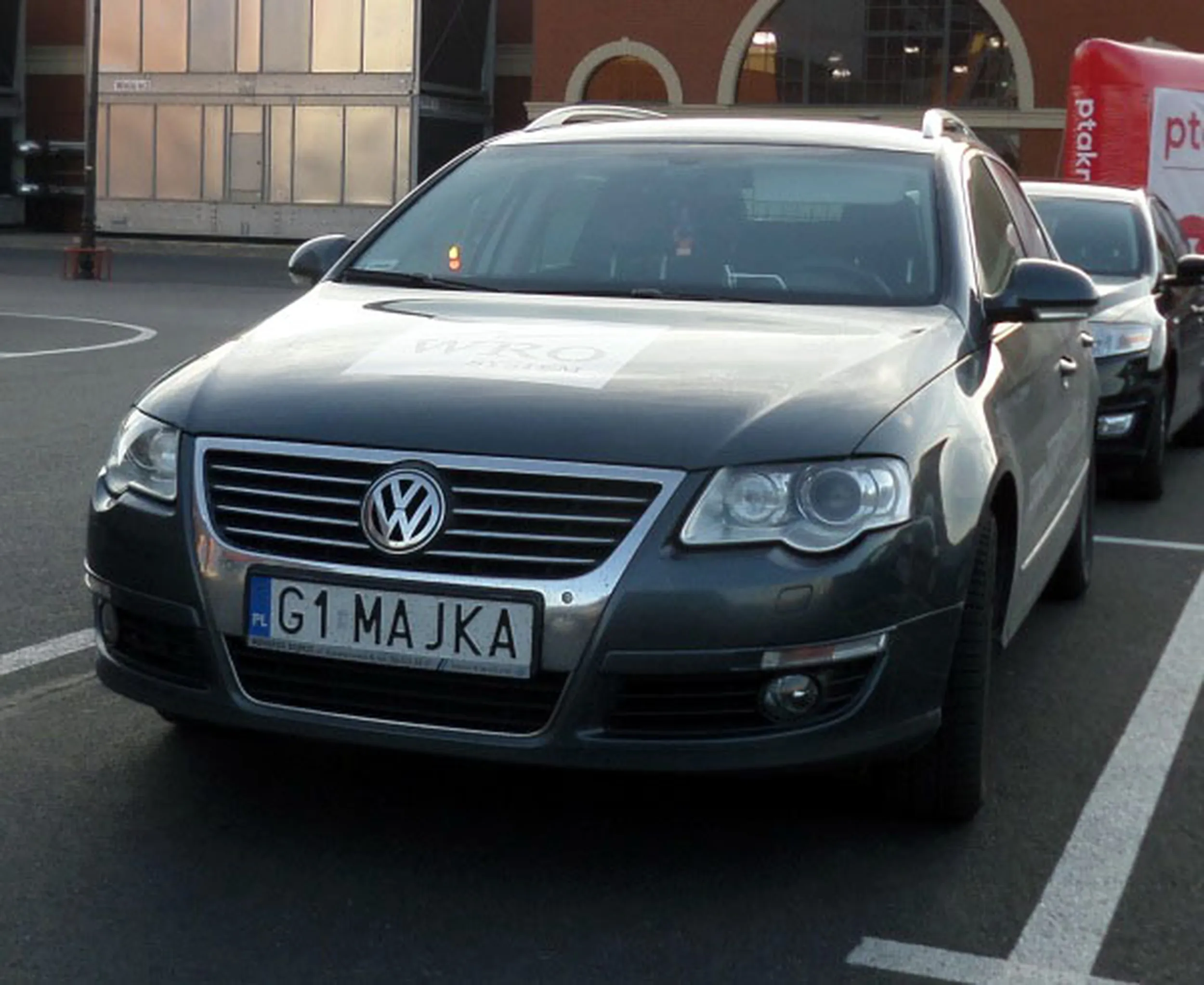 Fajny numer, blacha G1 MAJKA