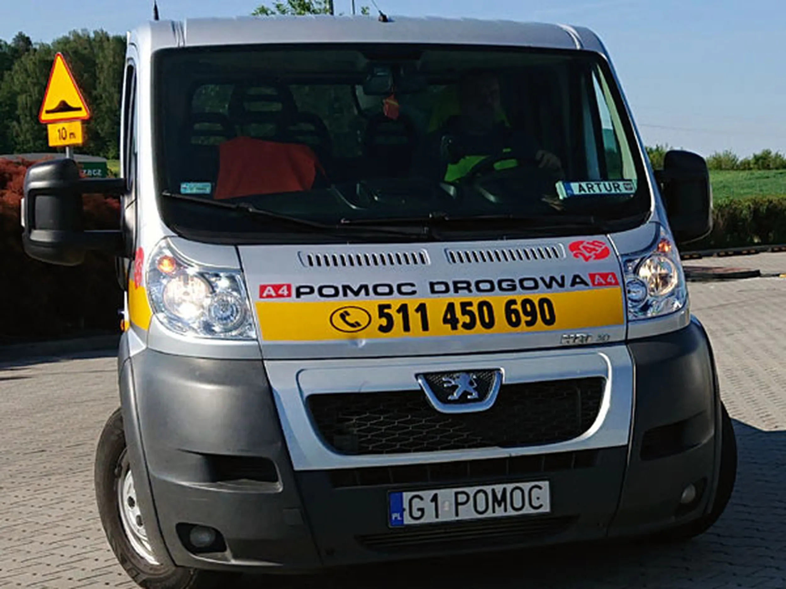 Fajny numer, blacha G1 POMOC