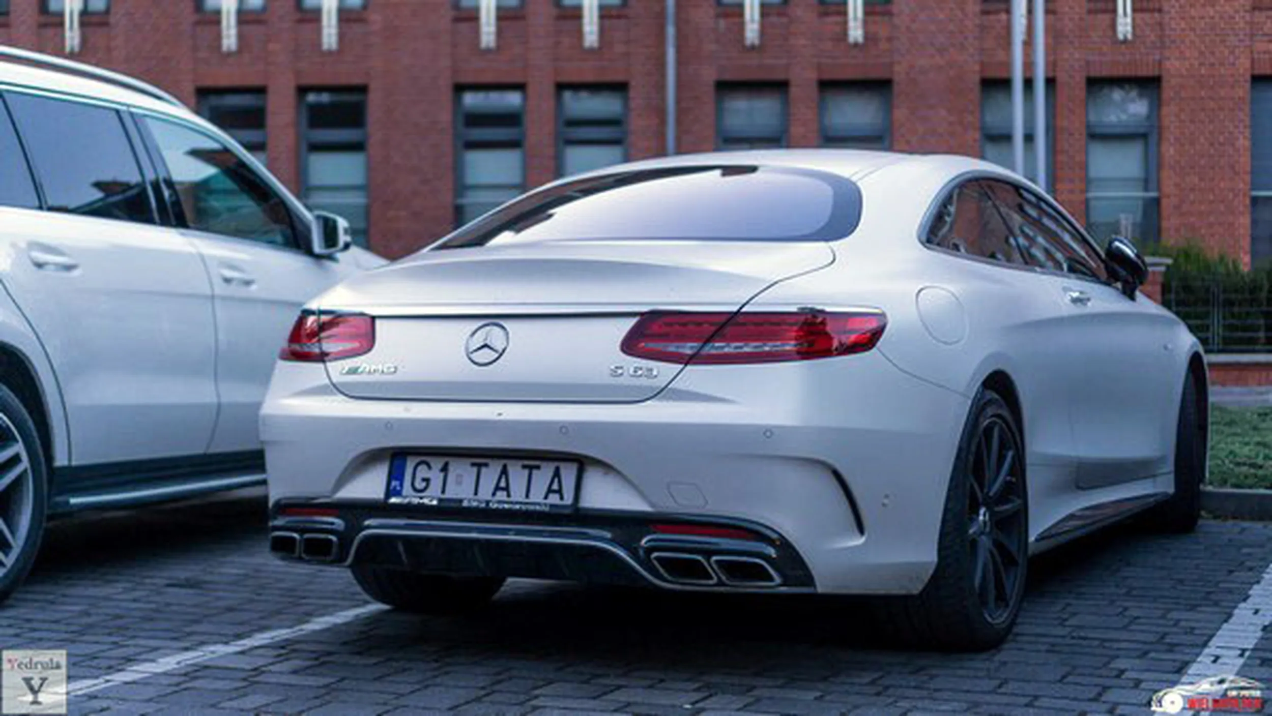 Fajny numer, blacha G1 TATA