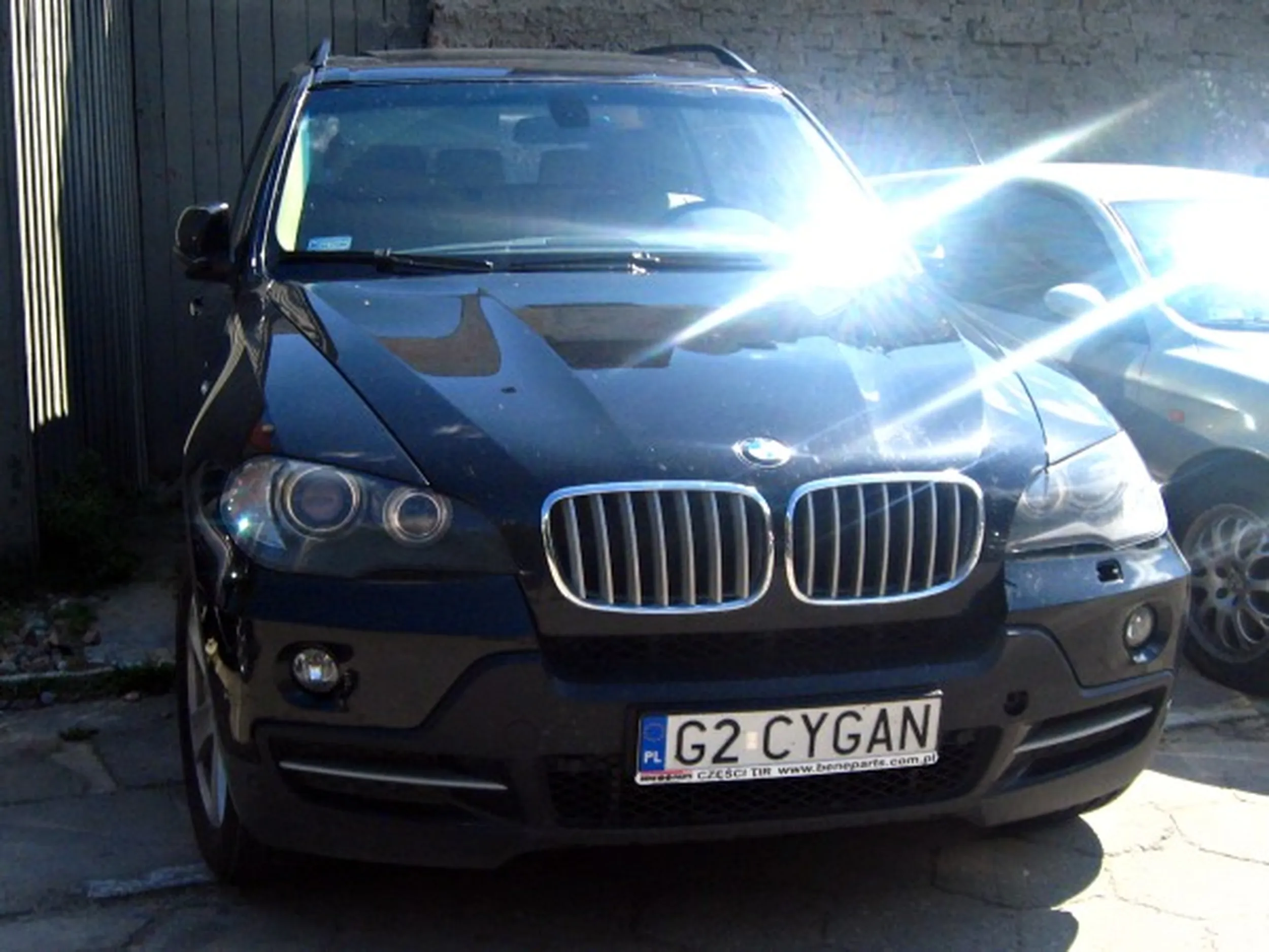 Fajny numer, blacha G2 CYGAN