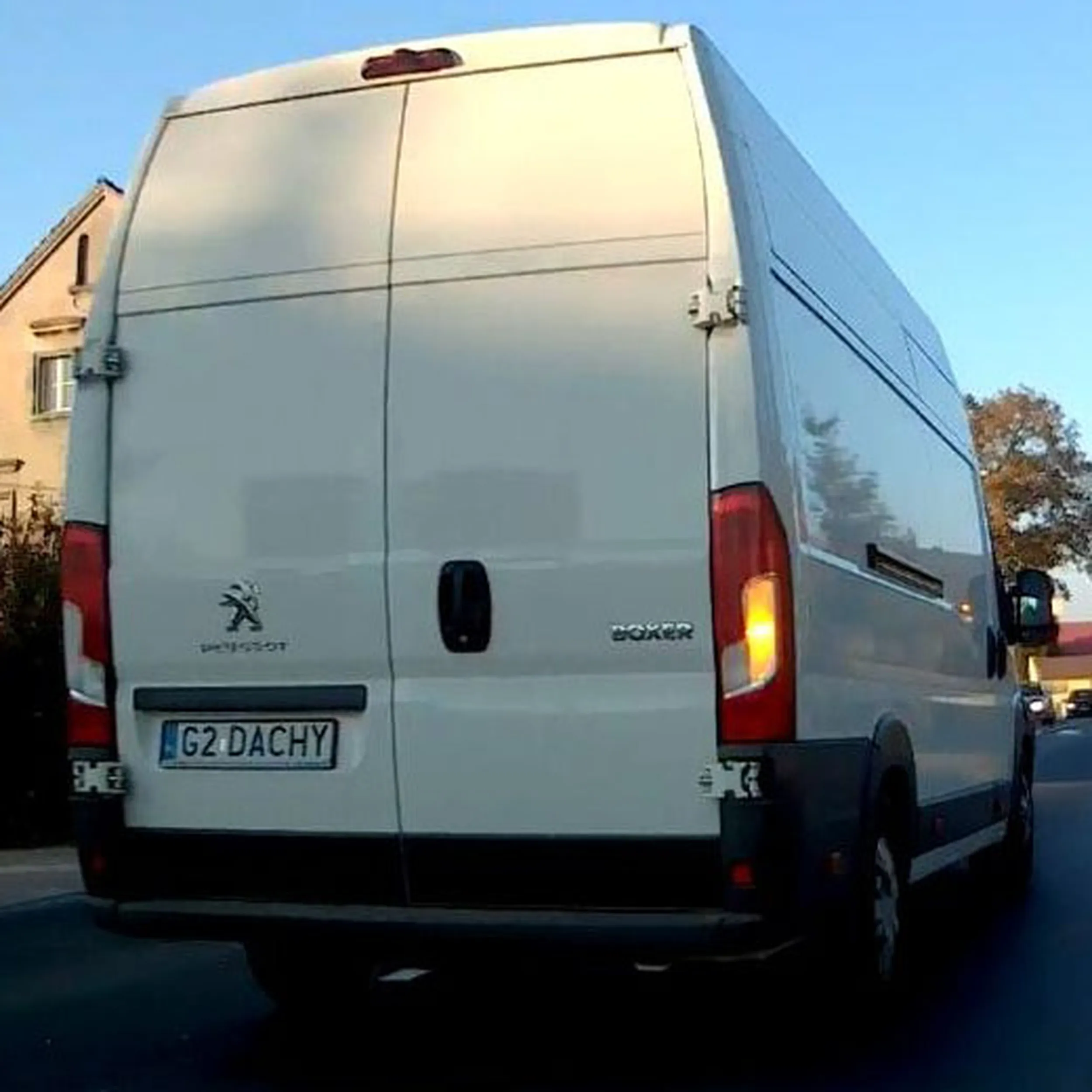 Fajny numer, blacha G2 DACHY