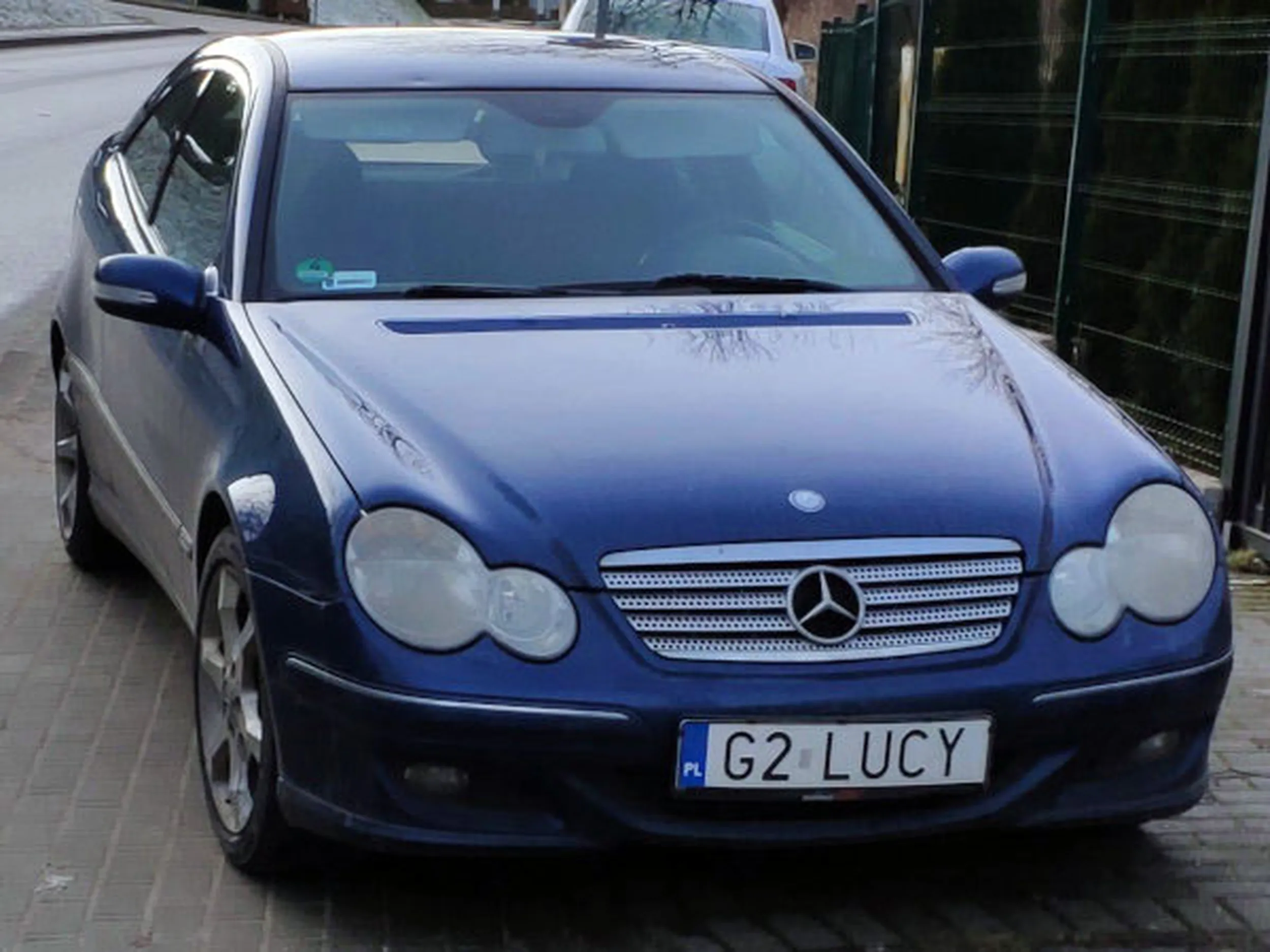 Fajny numer, blacha G2 LUCY