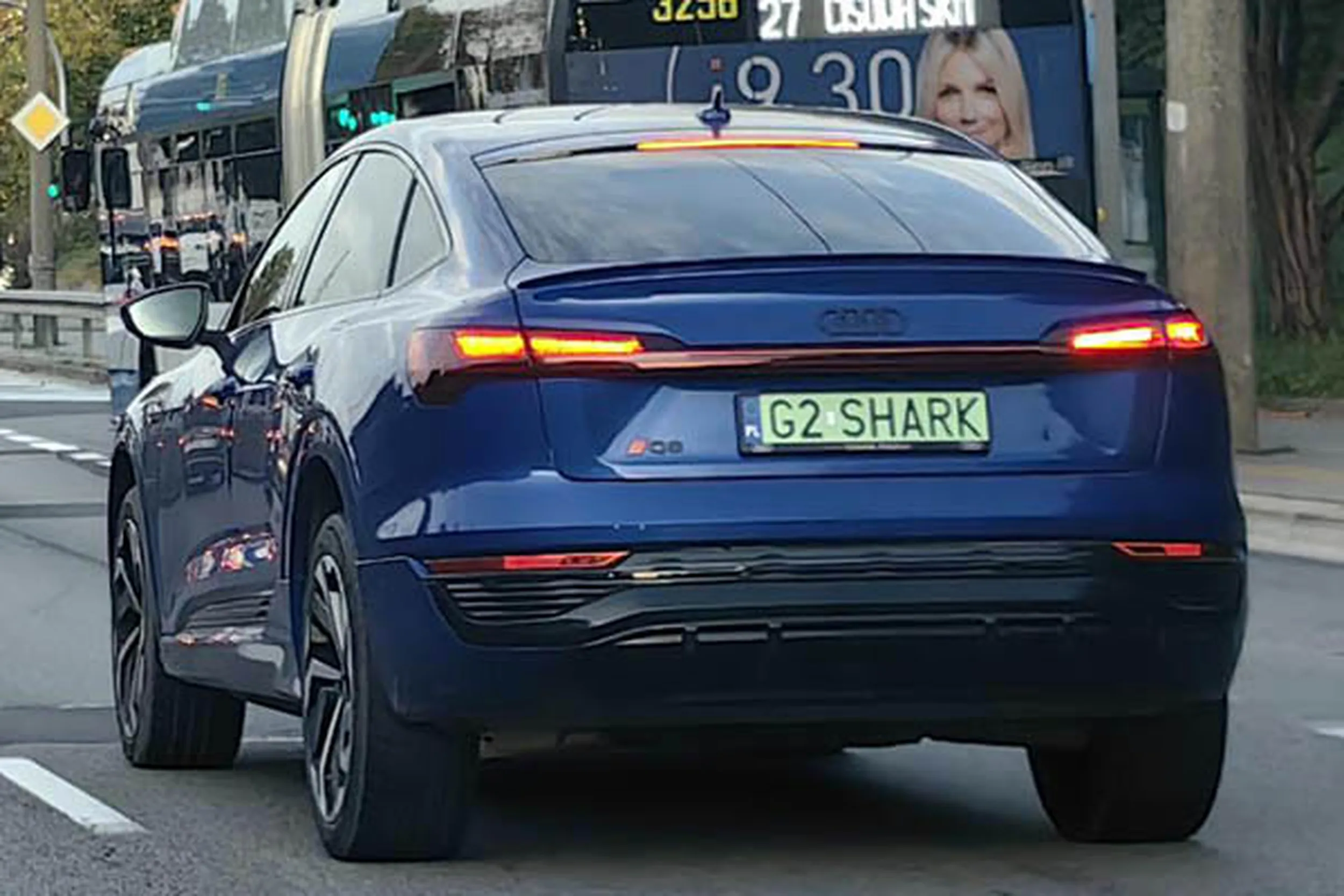 Fajny numer, blacha G2 SHARK