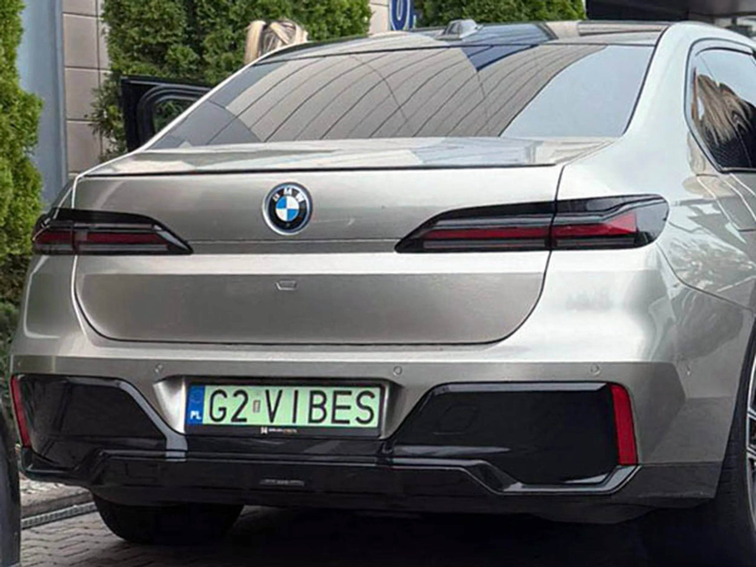 Fajny numer, blacha G2 VIBES