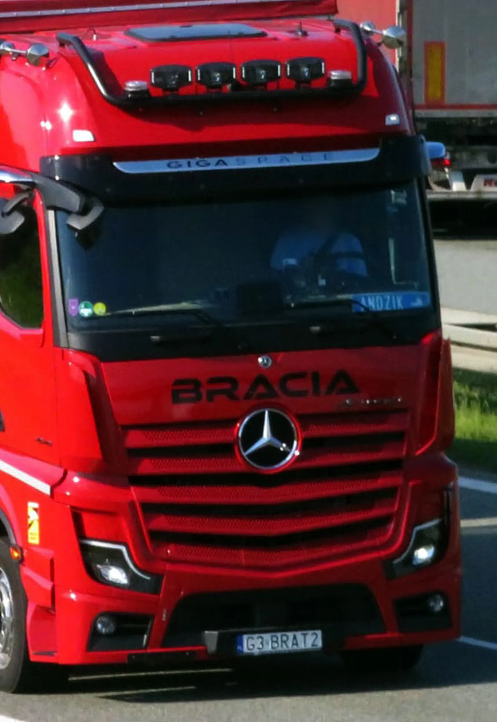 Fajny numer, blacha G3 BRAT2