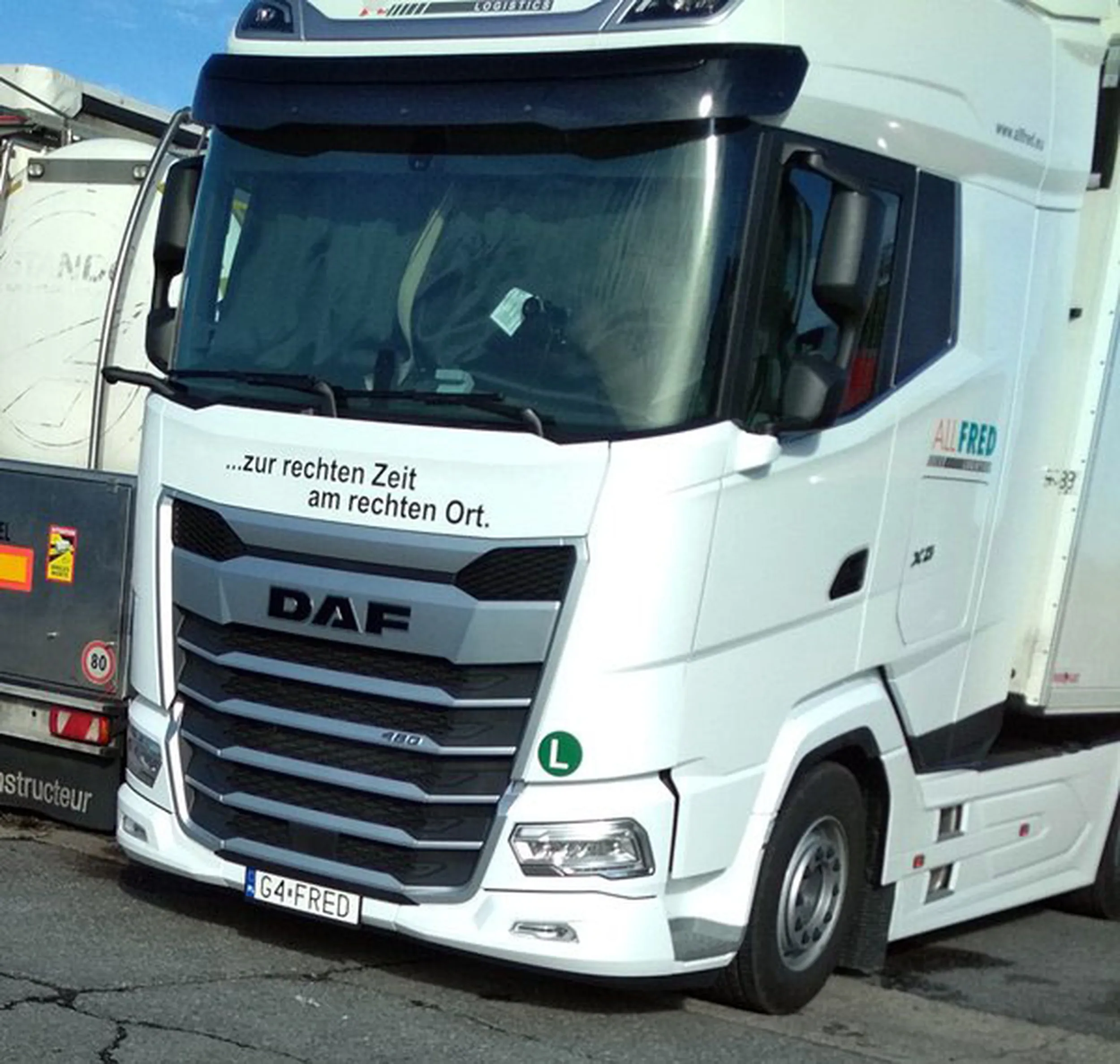 Fajny numer, blacha G4 FRED