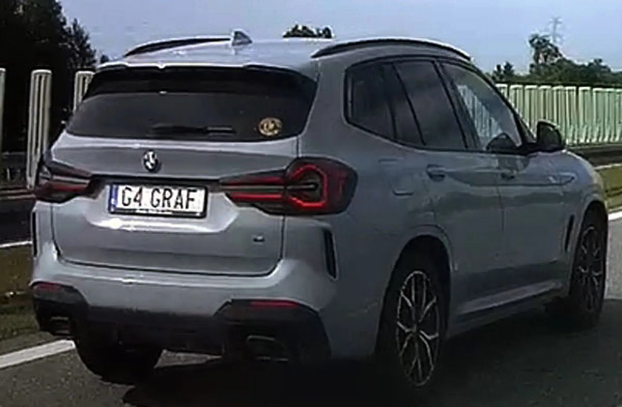 Fajny numer, blacha G4 GRAF