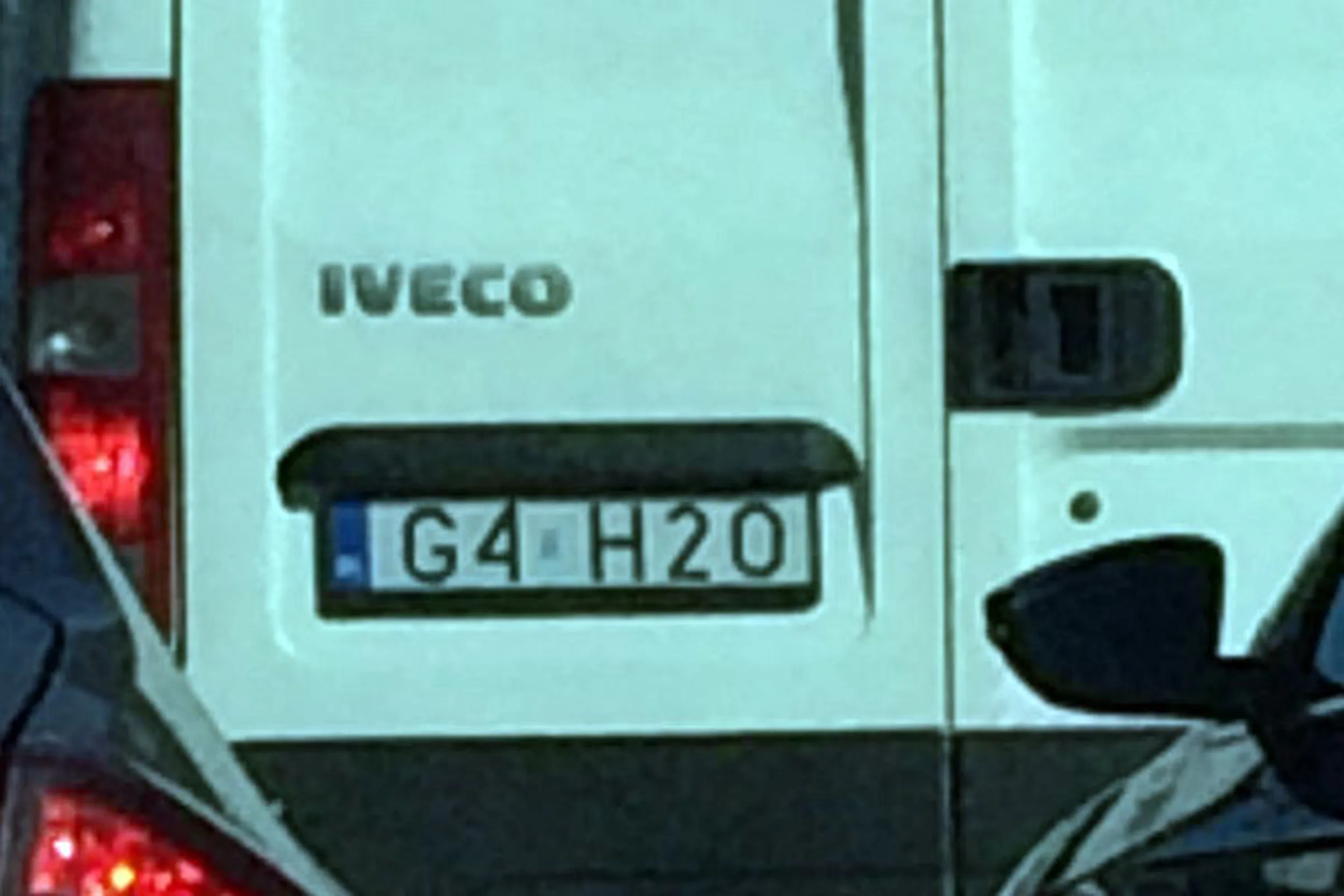 Fajny numer, blacha G4 H2O