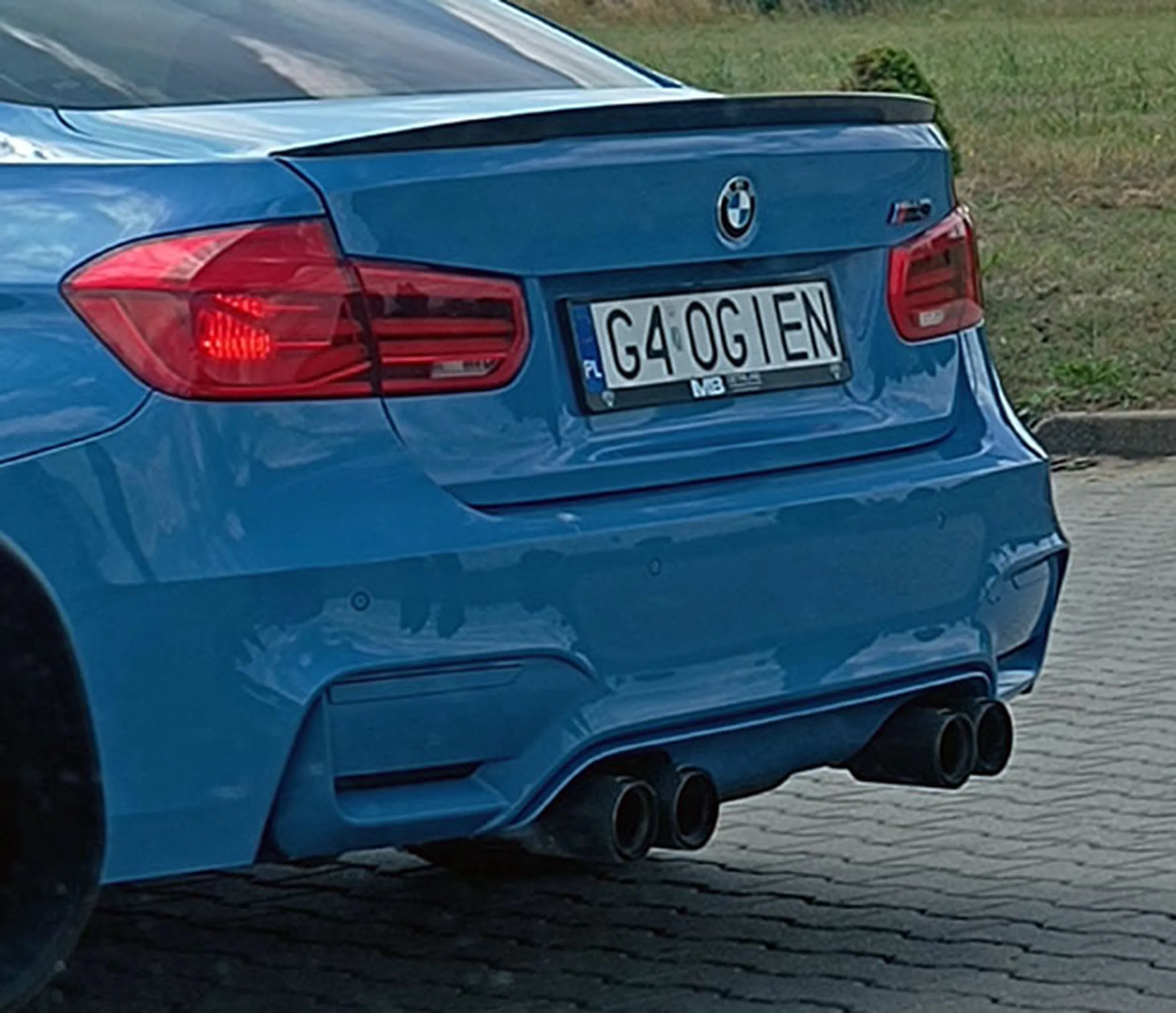 Fajny numer, blacha G4 OGIEN